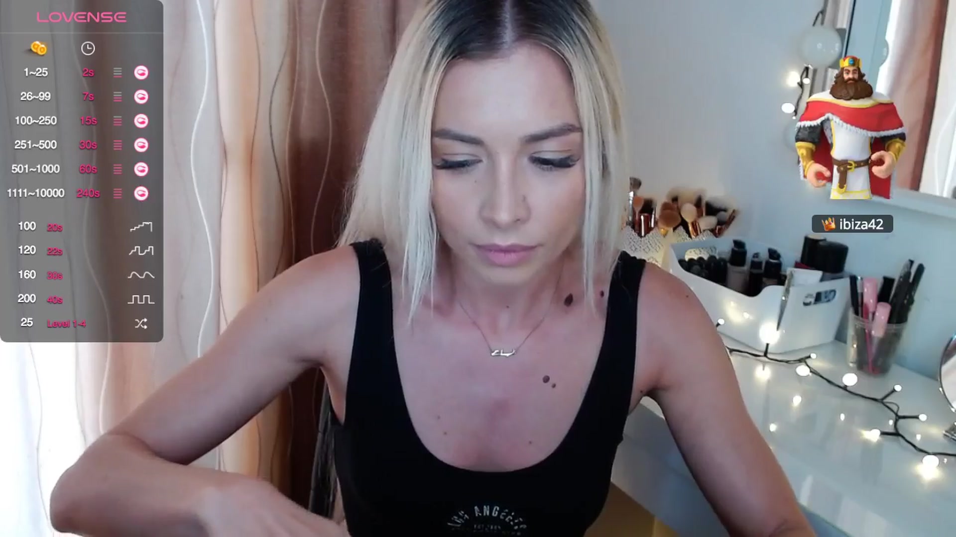 Gallery image thumbnail from Rapunzelll's myfreecams stream on, 04/12/2024, 10:24 image 2 of 20