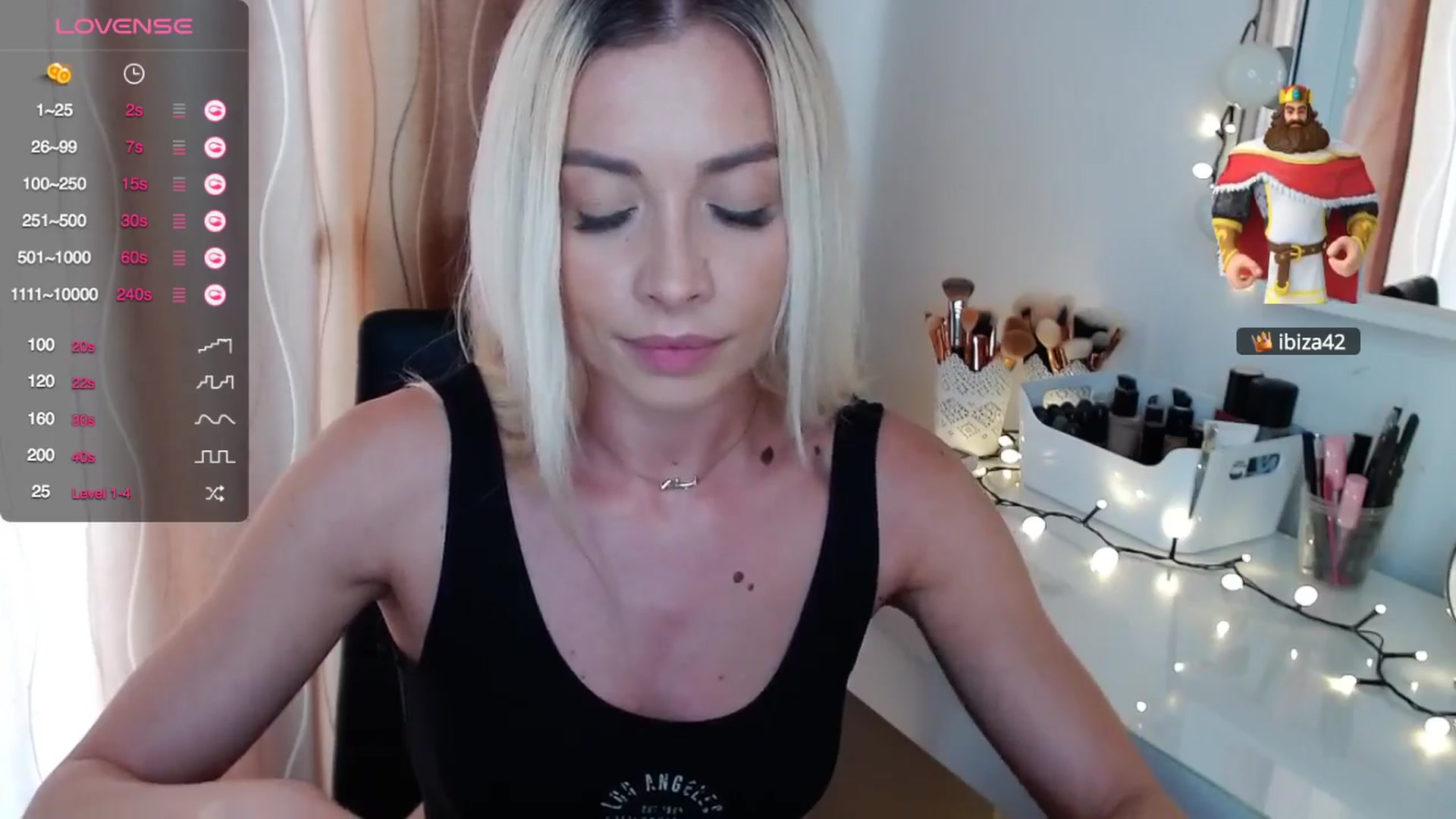 Gallery image thumbnail from Rapunzelll's myfreecams stream on, 04/12/2024, 10:24 image 16 of 20
