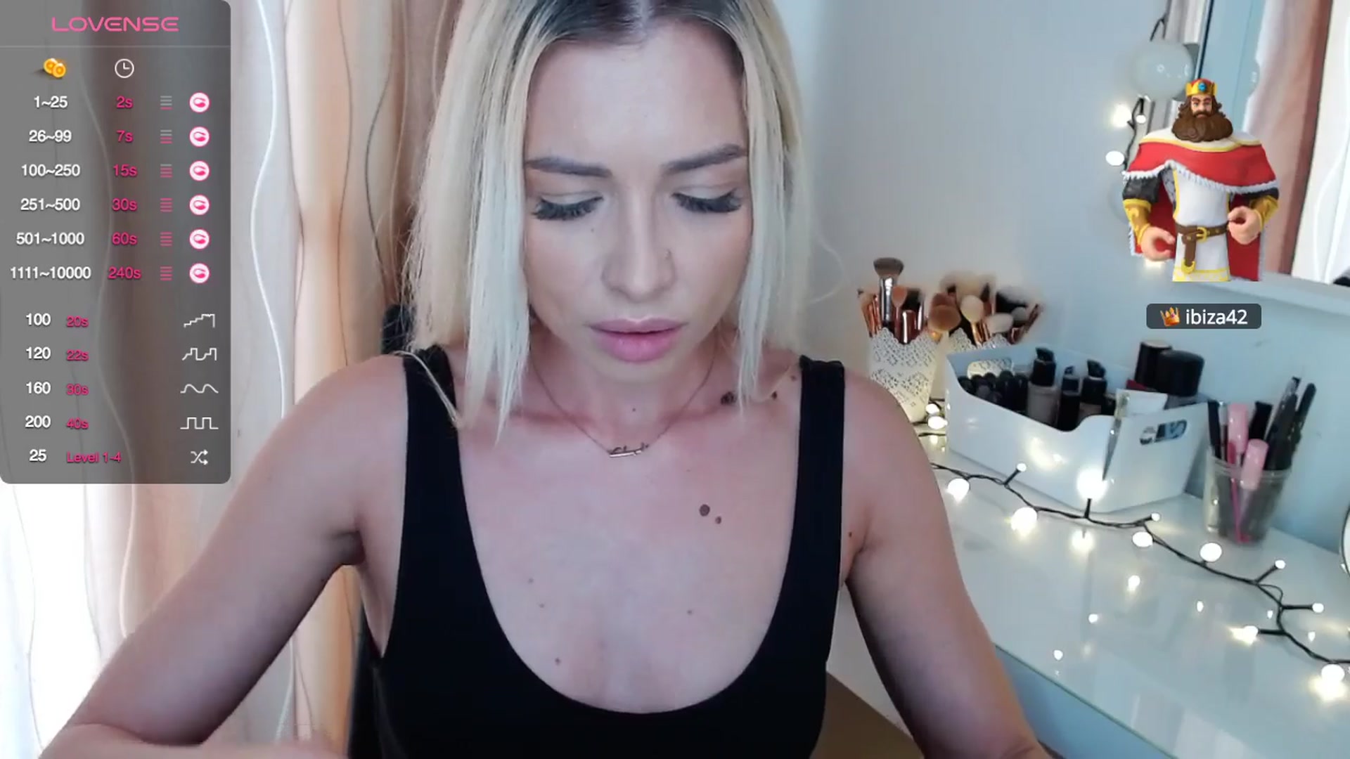 Gallery image thumbnail from Rapunzelll's myfreecams stream on, 04/12/2024, 10:24 image 11 of 20