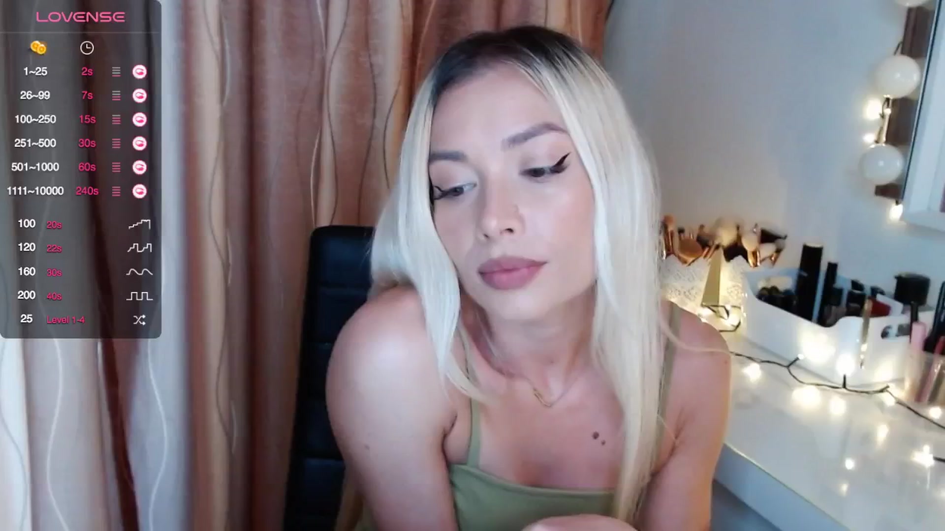 Gallery image thumbnail from Rapunzelll's myfreecams stream on, 05/03/2024, 10:52 image 9 of 20