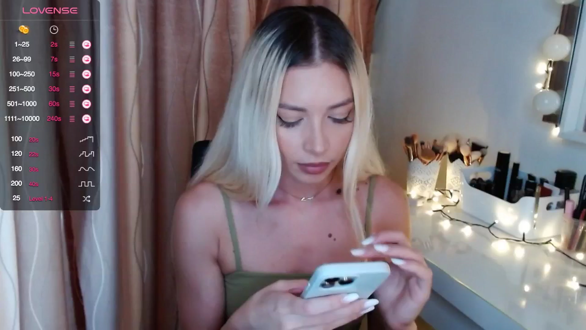 Gallery image thumbnail from Rapunzelll's myfreecams stream on, 05/03/2024, 10:52 image 6 of 20