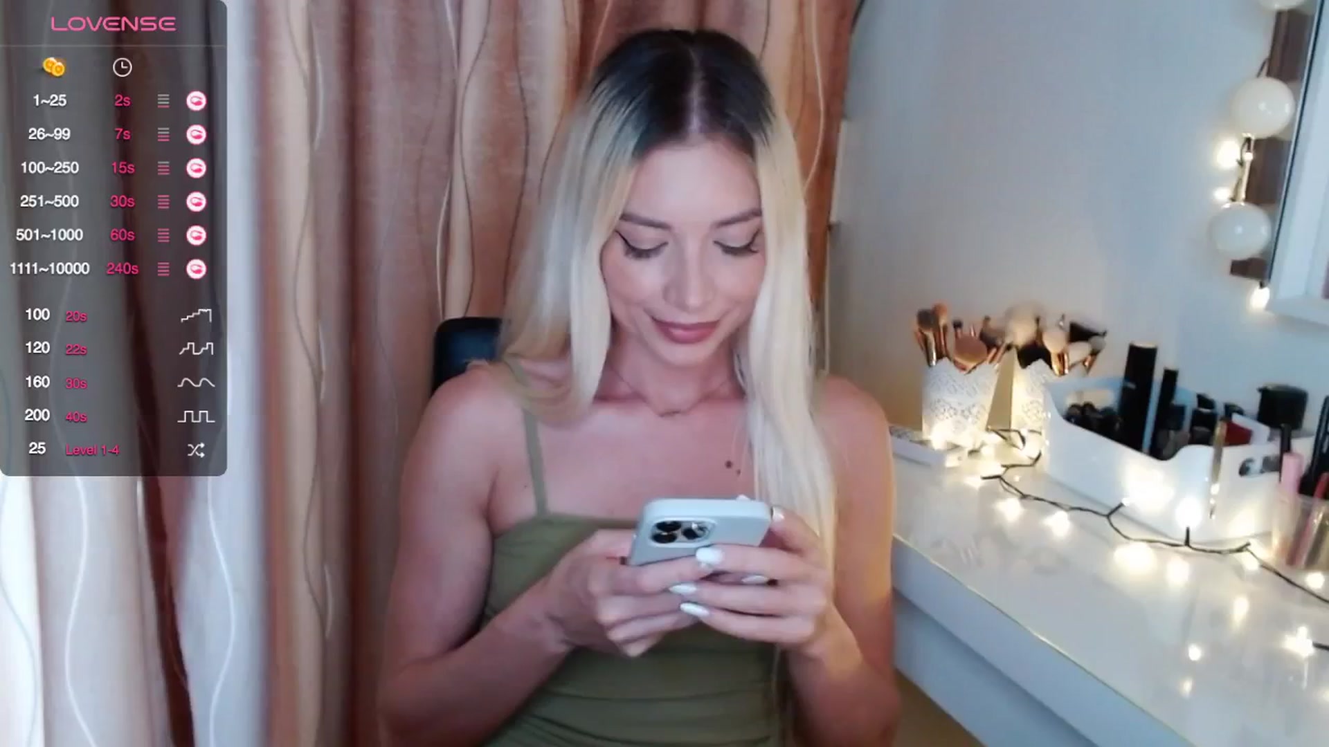Gallery image thumbnail from Rapunzelll's myfreecams stream on, 05/03/2024, 10:52 image 12 of 20