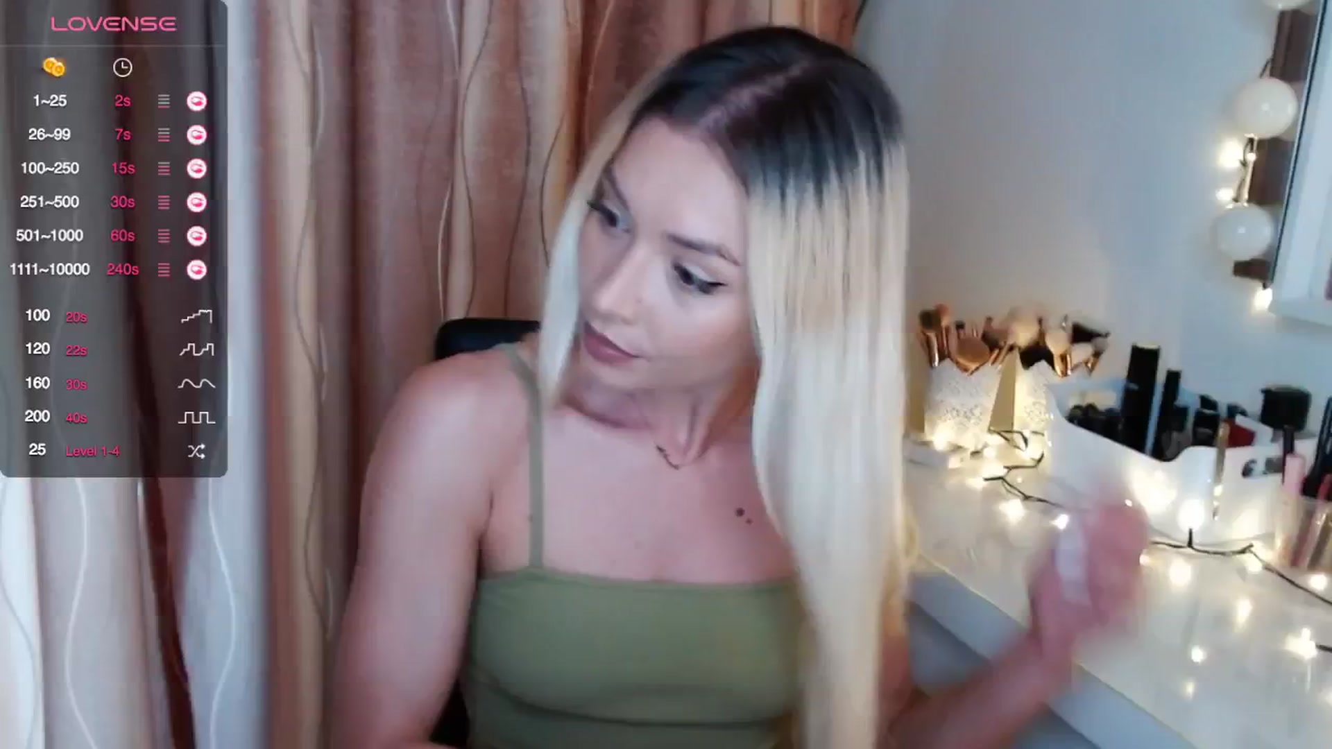 Gallery image thumbnail from Rapunzelll's myfreecams stream on, 05/03/2024, 10:52 image 10 of 20