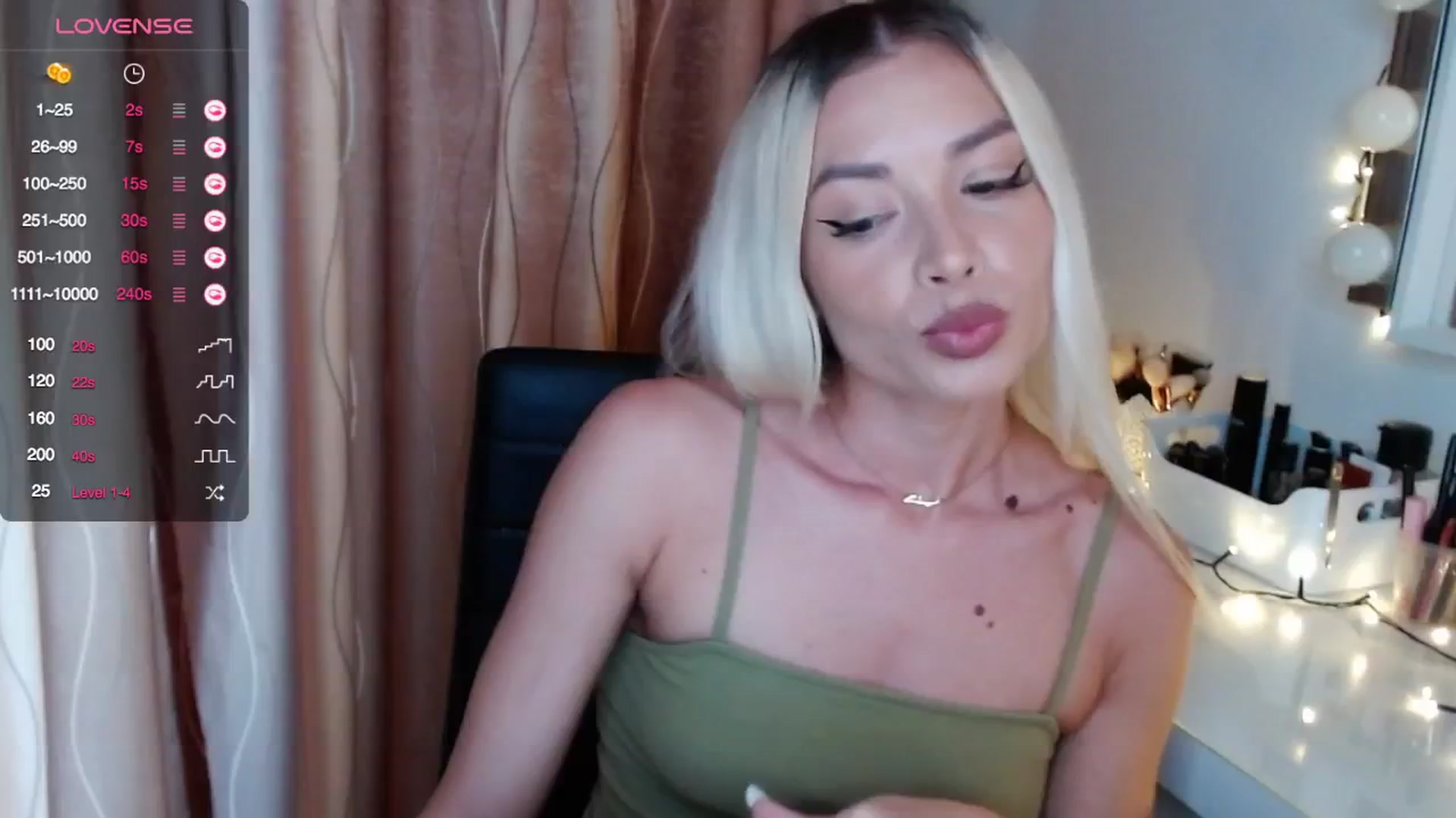 Gallery image thumbnail from Rapunzelll's myfreecams stream on, 05/03/2024, 10:52 image 19 of 20