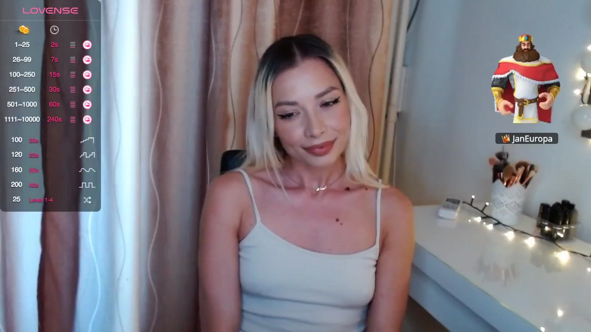 Gallery image thumbnail from Rapunzelll's myfreecams stream on, 05/16/2024, 08:50 image 12 of 20