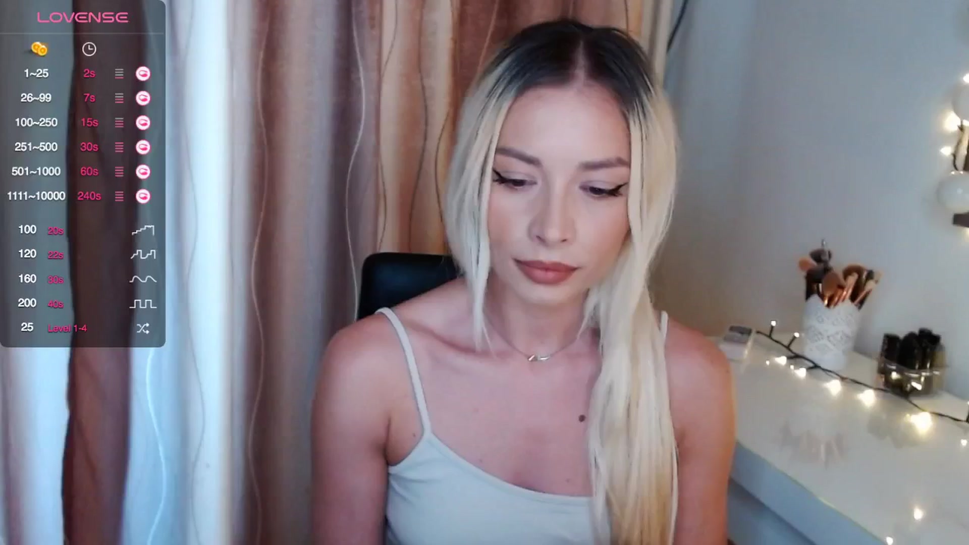 Gallery image thumbnail from Rapunzelll's myfreecams stream on, 05/16/2024, 08:50 image 7 of 20