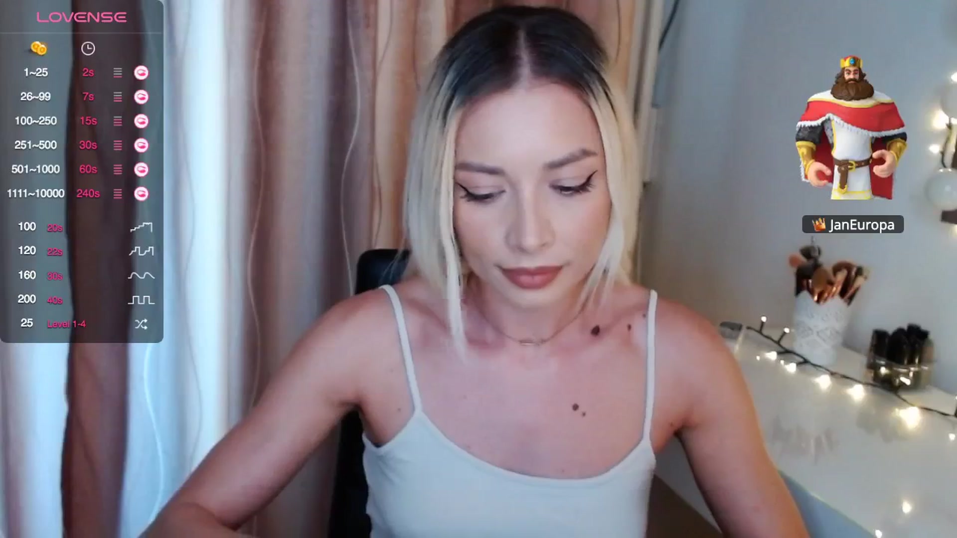 Gallery image thumbnail from Rapunzelll's myfreecams stream on, 05/16/2024, 08:50 image 8 of 20