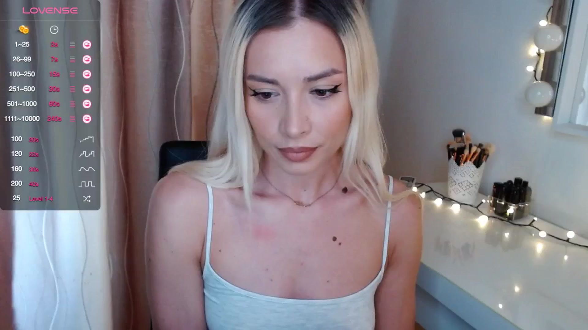 Gallery image thumbnail from Rapunzelll's myfreecams stream on, 05/20/2024, 08:40 image 3 of 20