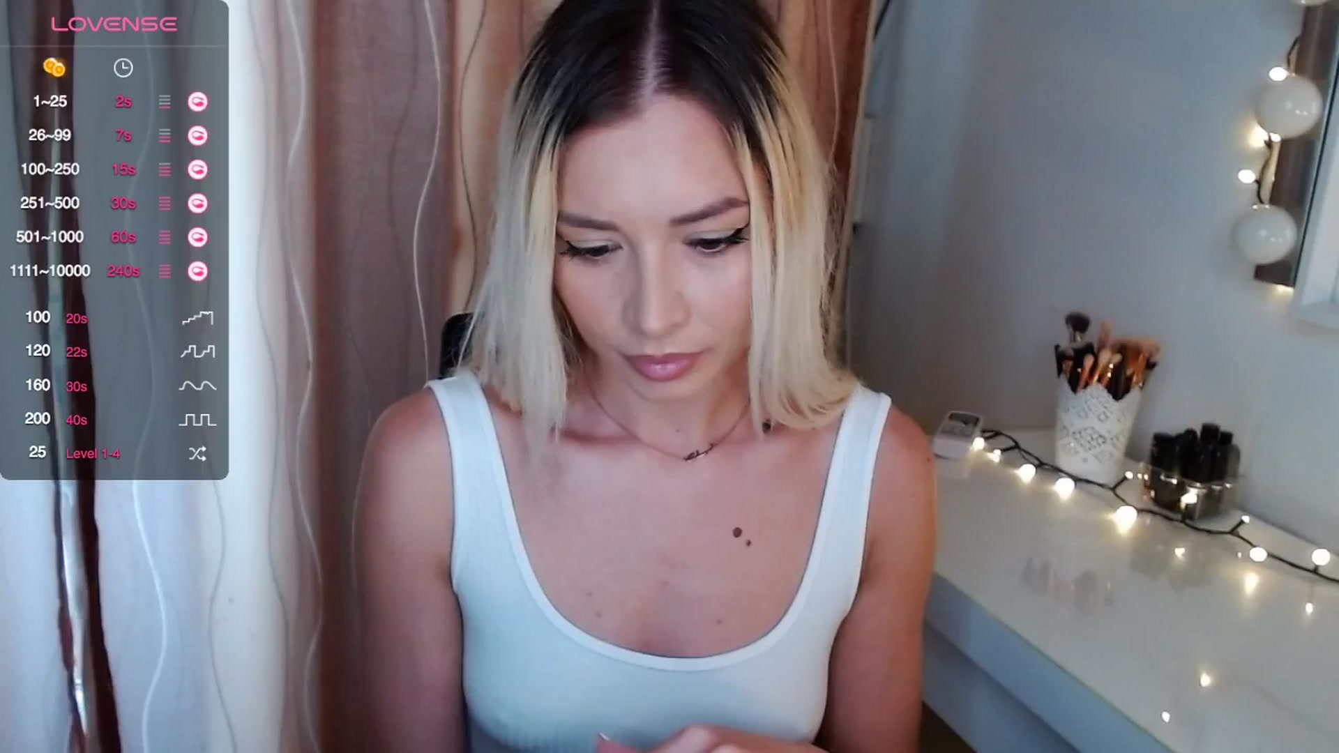 Gallery image thumbnail from Rapunzelll's myfreecams stream on, 05/21/2024, 08:20 image 9 of 20