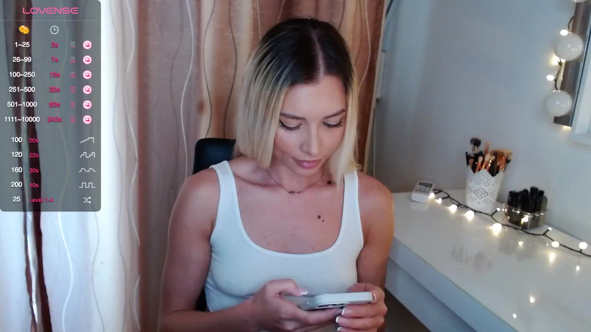 Gallery image thumbnail from Rapunzelll's myfreecams stream on, 05/21/2024, 08:20 image 16 of 20