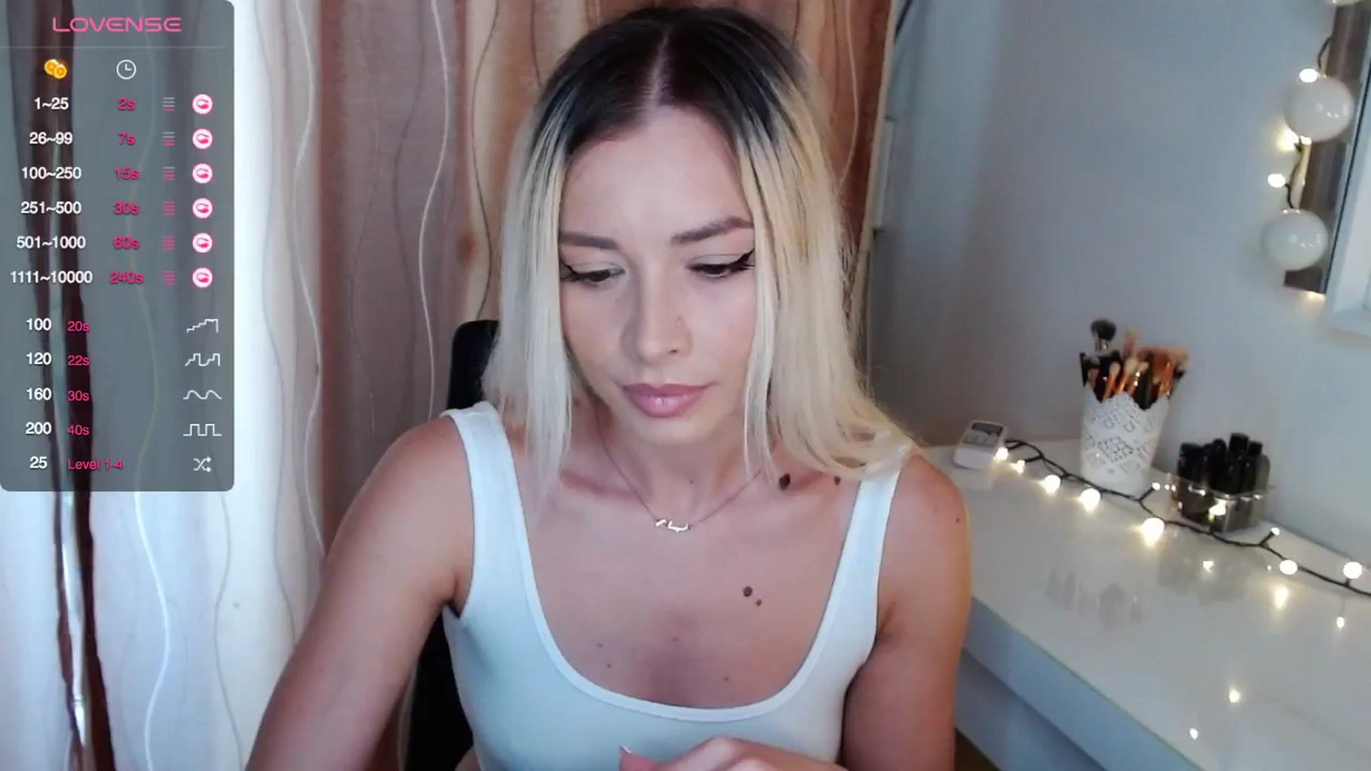 Gallery image thumbnail from Rapunzelll's myfreecams stream on, 05/21/2024, 08:20 image 13 of 20