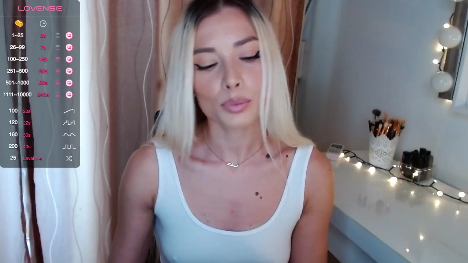 Gallery image thumbnail from Rapunzelll's myfreecams stream on, 05/21/2024, 08:20 image 17 of 20