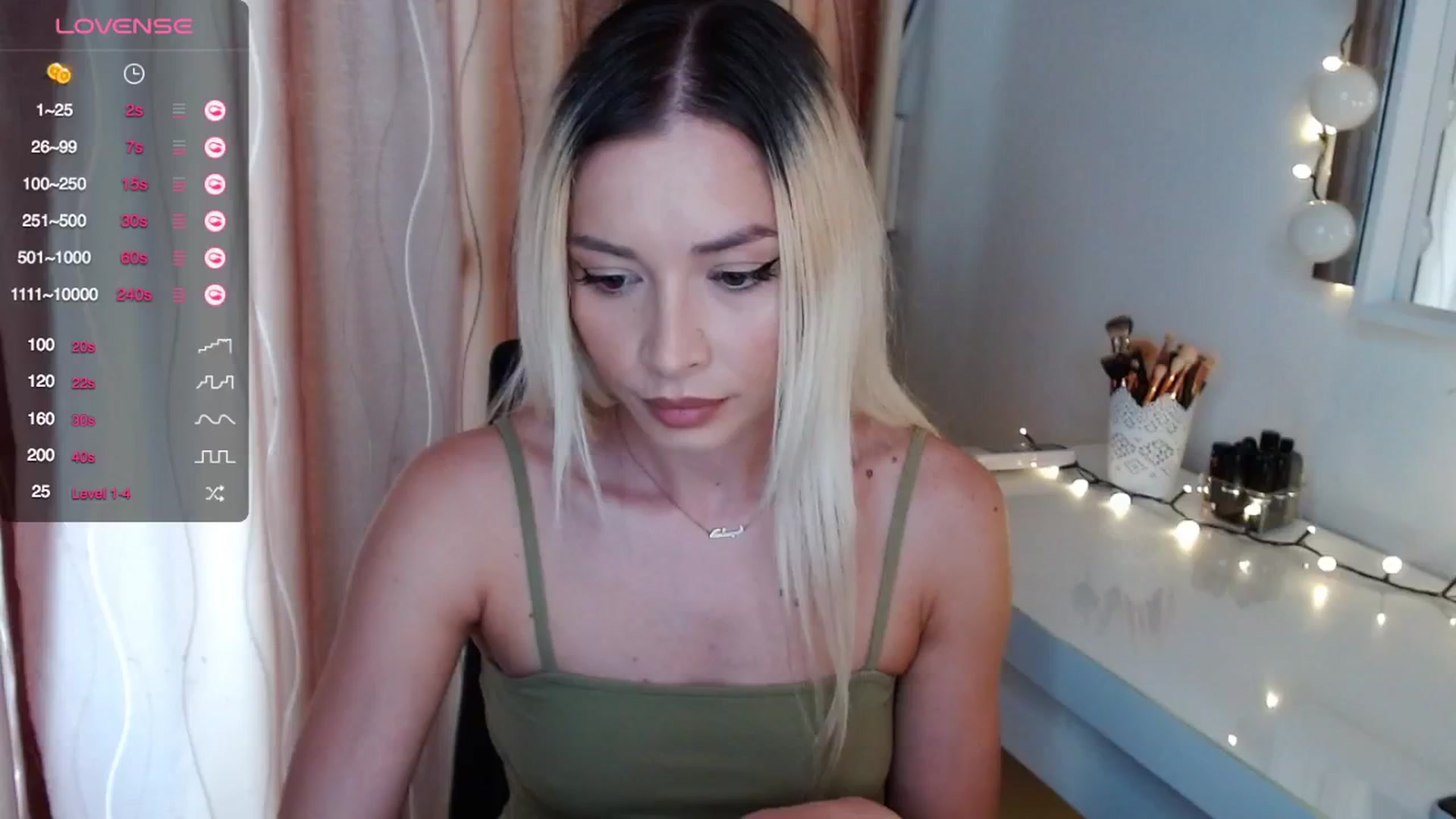 Gallery image thumbnail from Rapunzelll's myfreecams stream on, 05/22/2024, 07:29 image 17 of 20