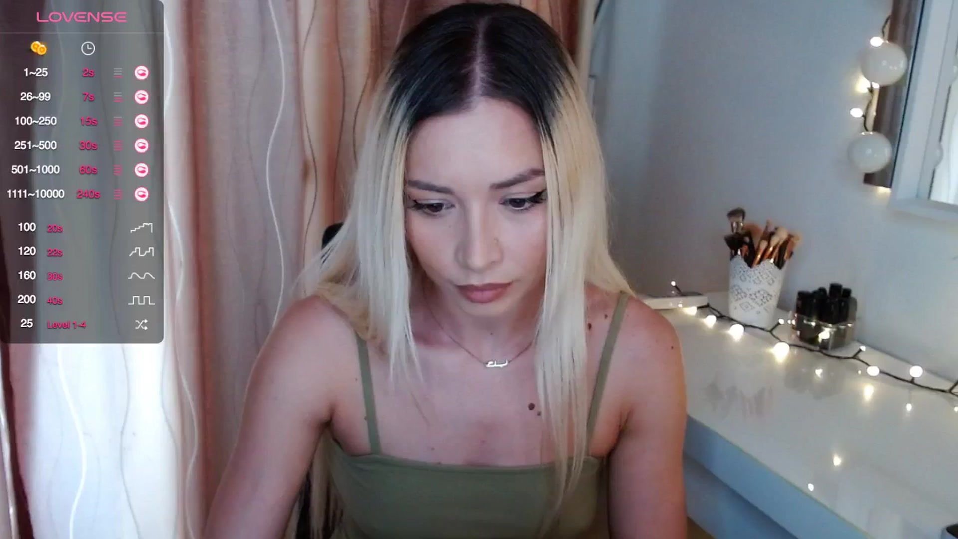 Gallery image thumbnail from Rapunzelll's myfreecams stream on, 05/22/2024, 07:29 image 16 of 20