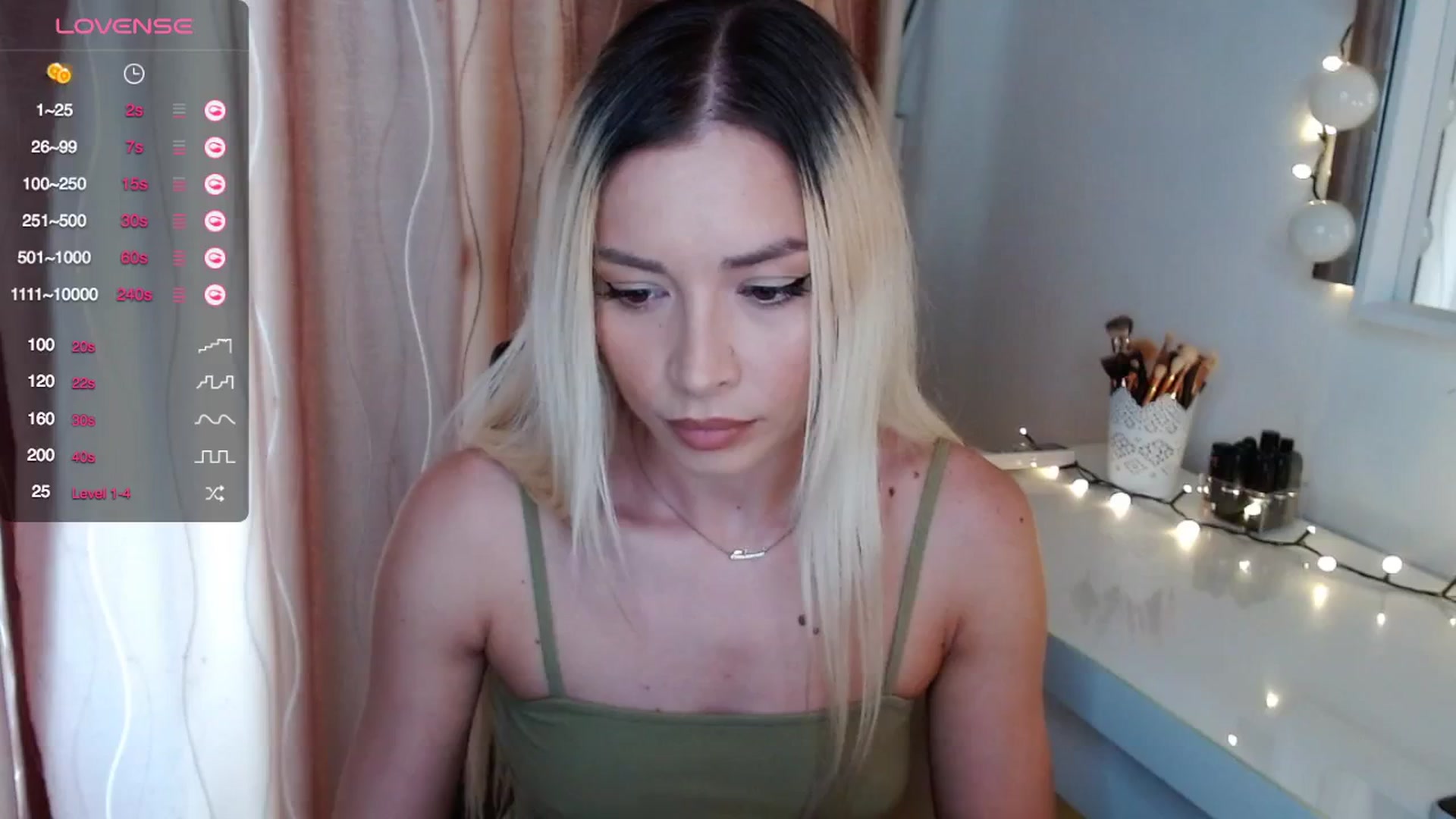 Gallery image thumbnail from Rapunzelll's myfreecams stream on, 05/22/2024, 07:29 image 15 of 20
