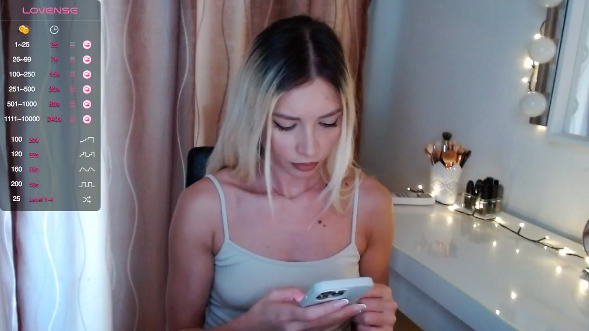 Gallery image thumbnail from Rapunzelll's myfreecams stream on, 05/30/2024, 08:04 image 13 of 20
