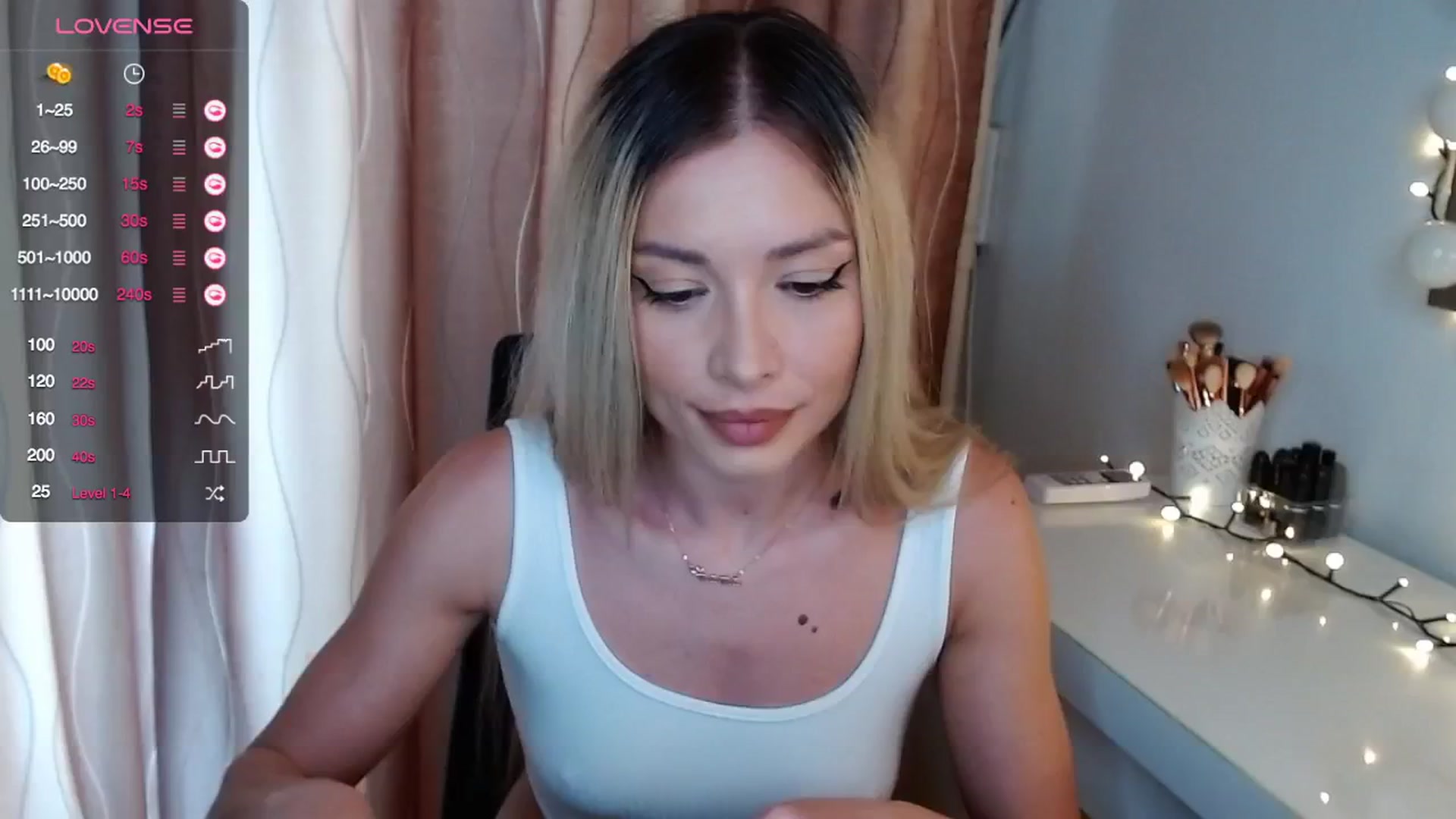 Gallery image thumbnail from Rapunzelll's myfreecams stream on, 06/04/2024, 09:36 image 1 of 20