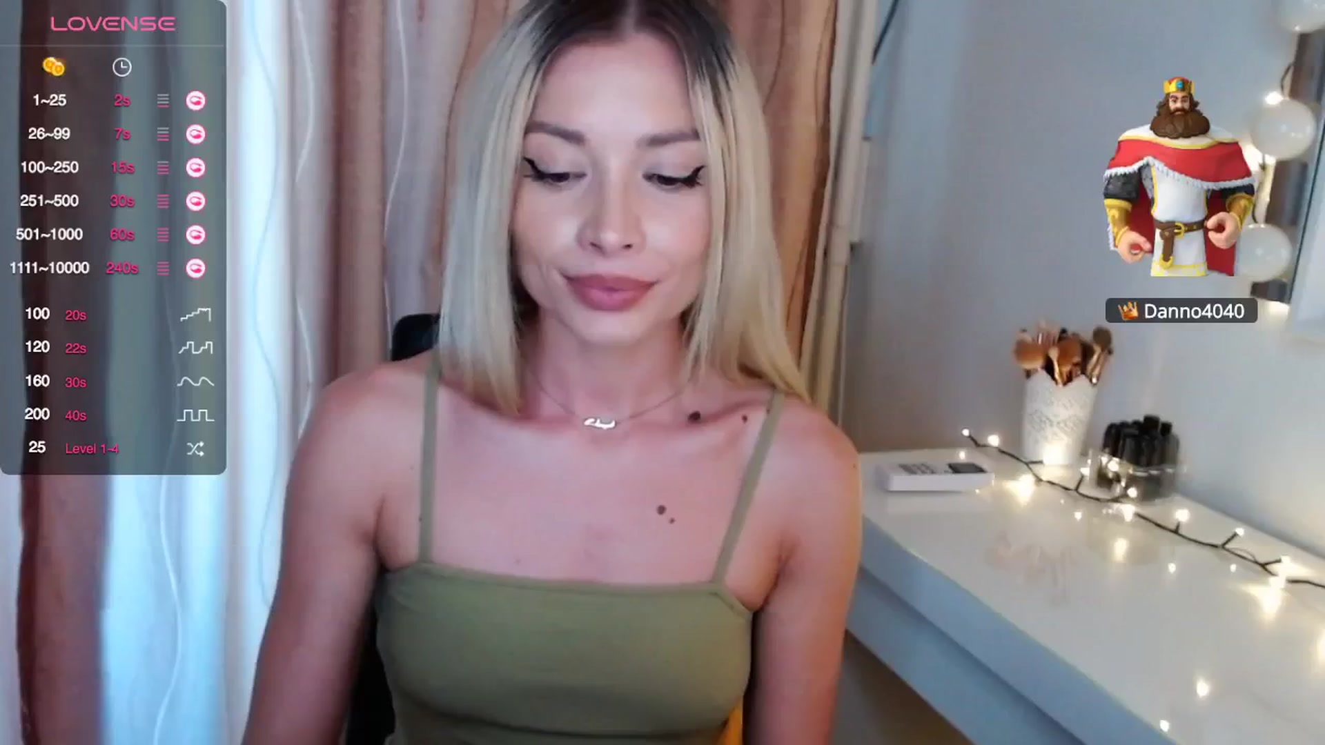 Gallery image thumbnail from Rapunzelll's myfreecams stream on, 06/06/2024, 09:18 image 5 of 20