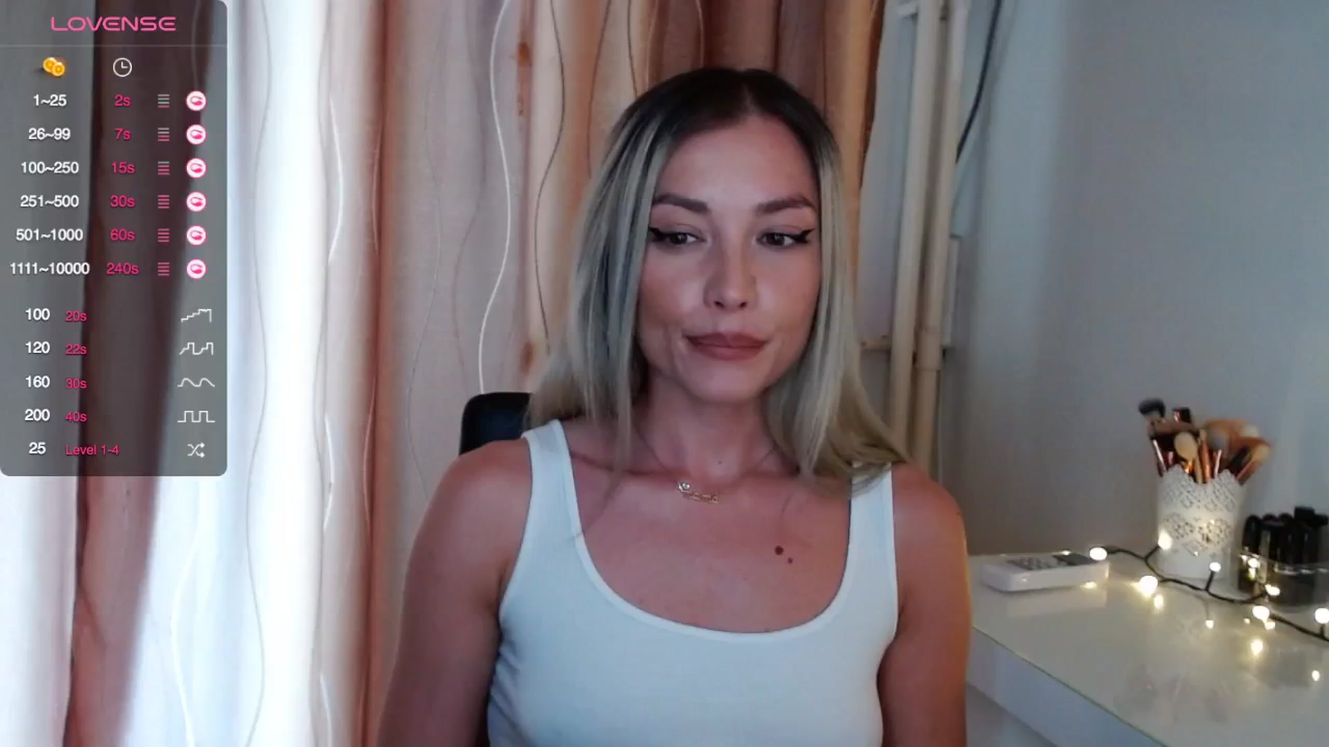 Gallery image thumbnail from Rapunzelll's myfreecams stream on, 06/11/2024, 08:09 image 18 of 20