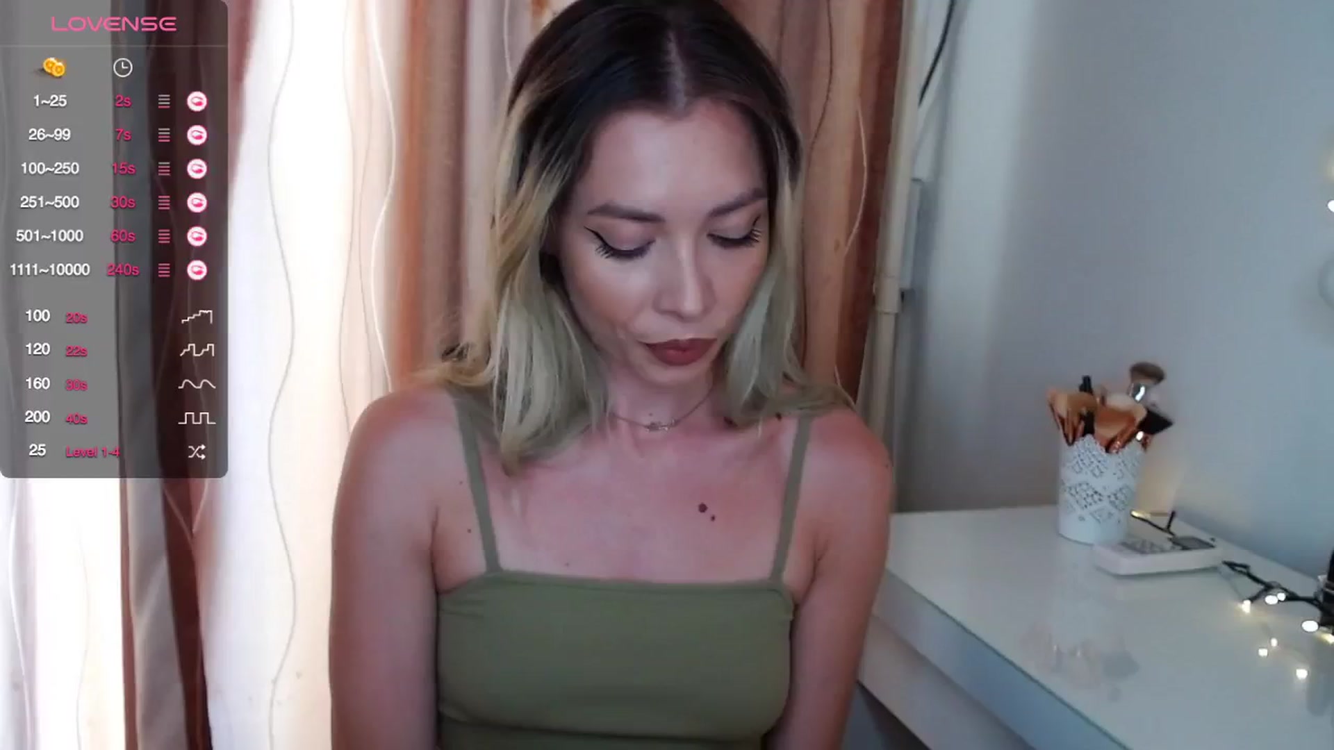 Gallery image thumbnail from Rapunzelll's myfreecams stream on, 08/15/2024, 11:10 image 5 of 20