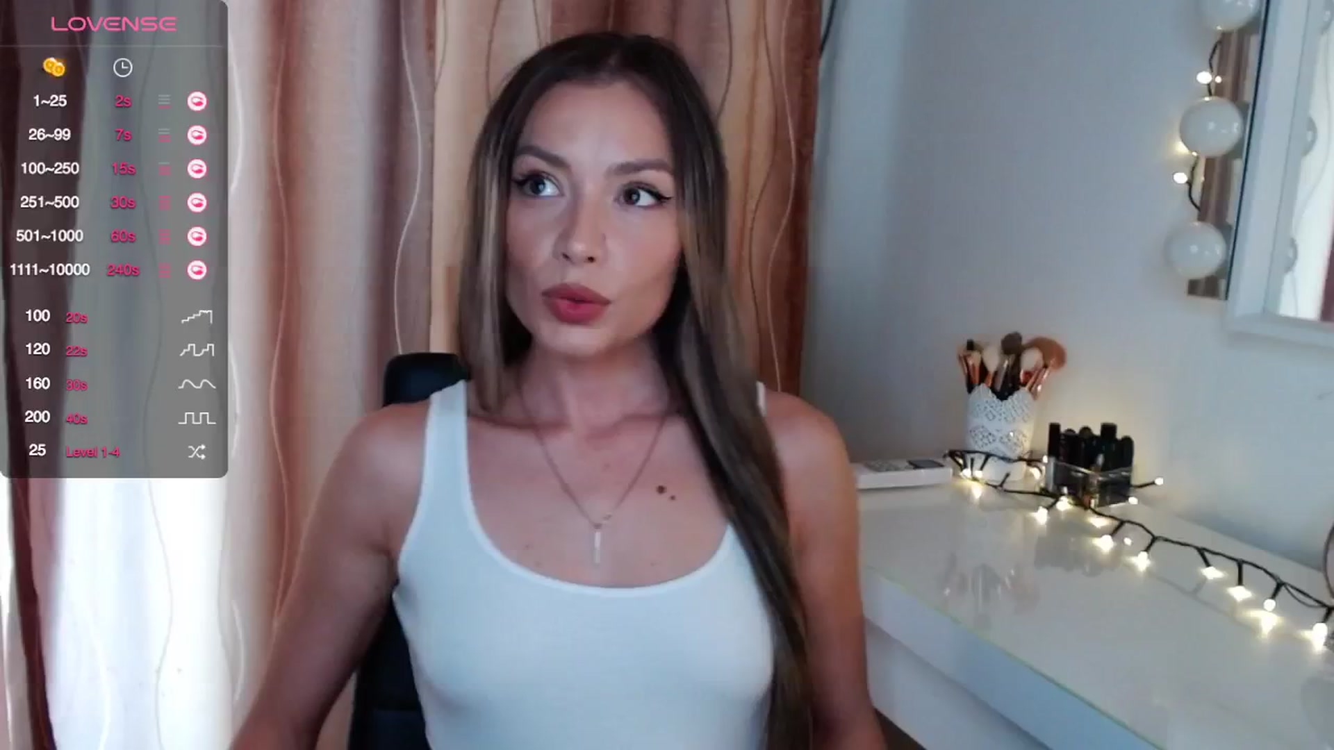 Gallery image thumbnail from Rapunzelll's myfreecams stream on, 10/06/2024, 08:35 image 14 of 20