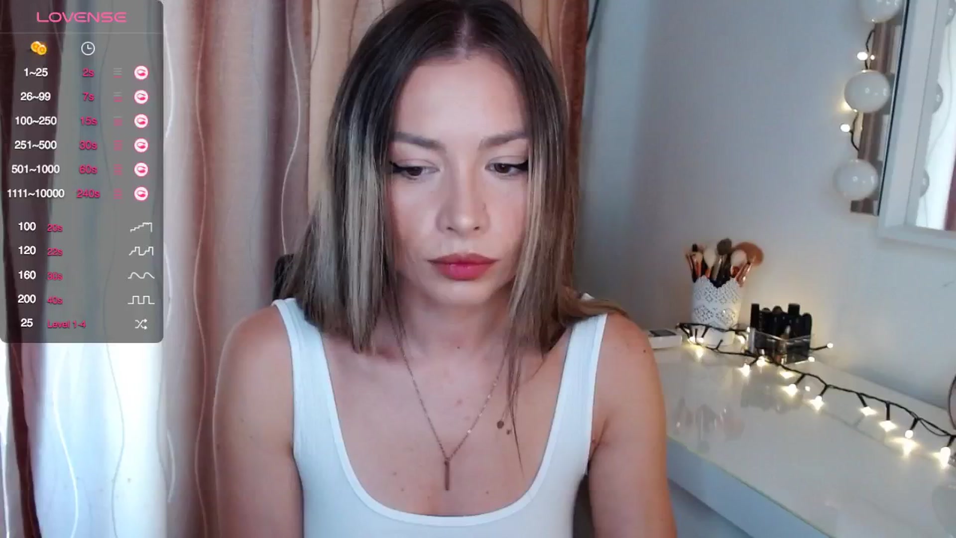 Gallery image thumbnail from Rapunzelll's myfreecams stream on, 10/06/2024, 08:35 image 1 of 20