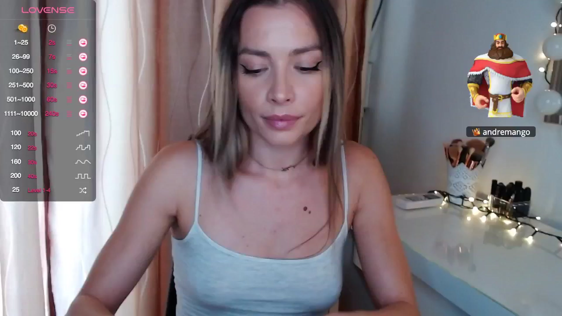 Gallery image thumbnail from Rapunzelll's myfreecams stream on, 10/14/2024, 11:09 image 6 of 20