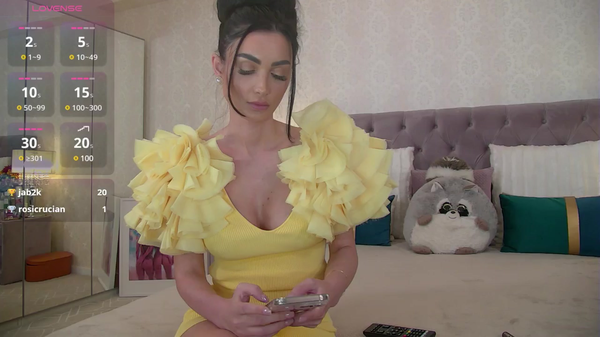 Gallery image thumbnail from Raquellediva's myfreecams stream on, 02/04/2025, 20:45 image 6 of 20