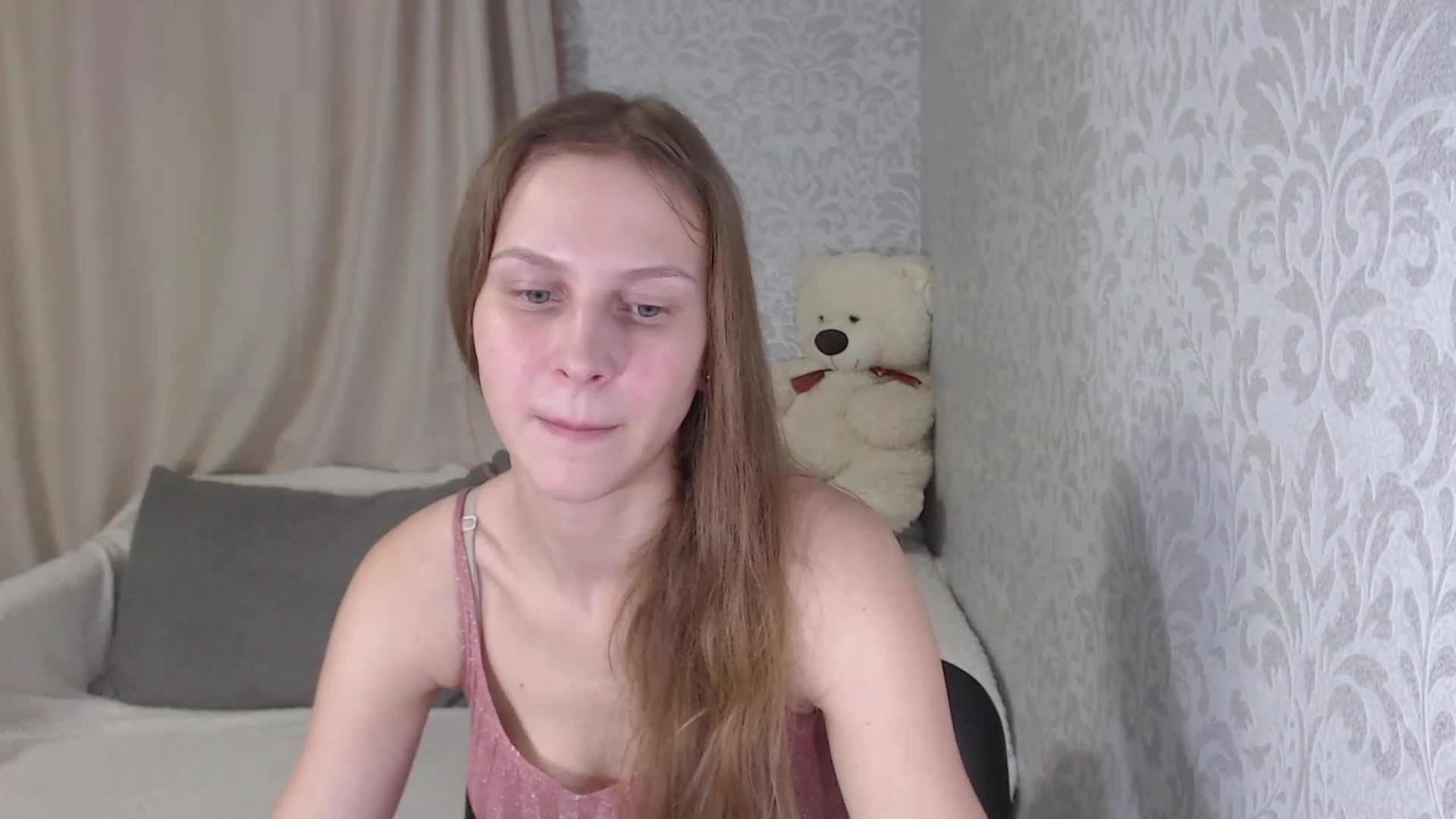 Gallery image thumbnail from RareButerfly's myfreecams stream on, 02/07/2023, 21:50 image 13 of 20