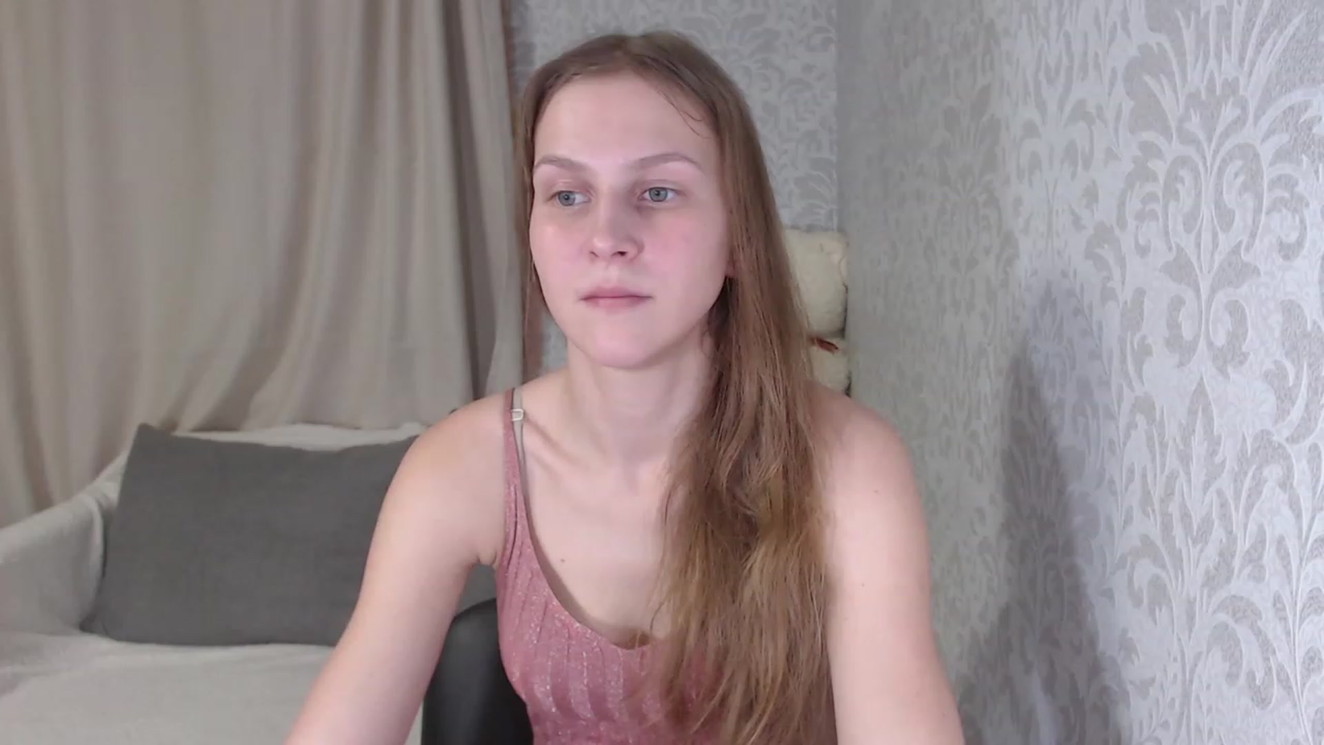 Gallery image thumbnail from RareButerfly's myfreecams stream on, 02/07/2023, 21:50 image 11 of 20