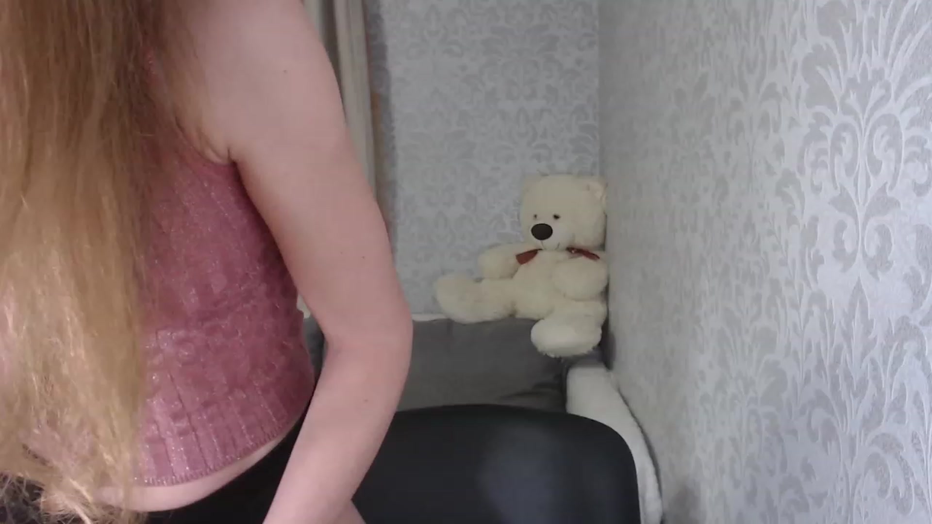 Gallery image thumbnail from RareButerfly's myfreecams stream on, 02/07/2023, 21:50 image 2 of 20