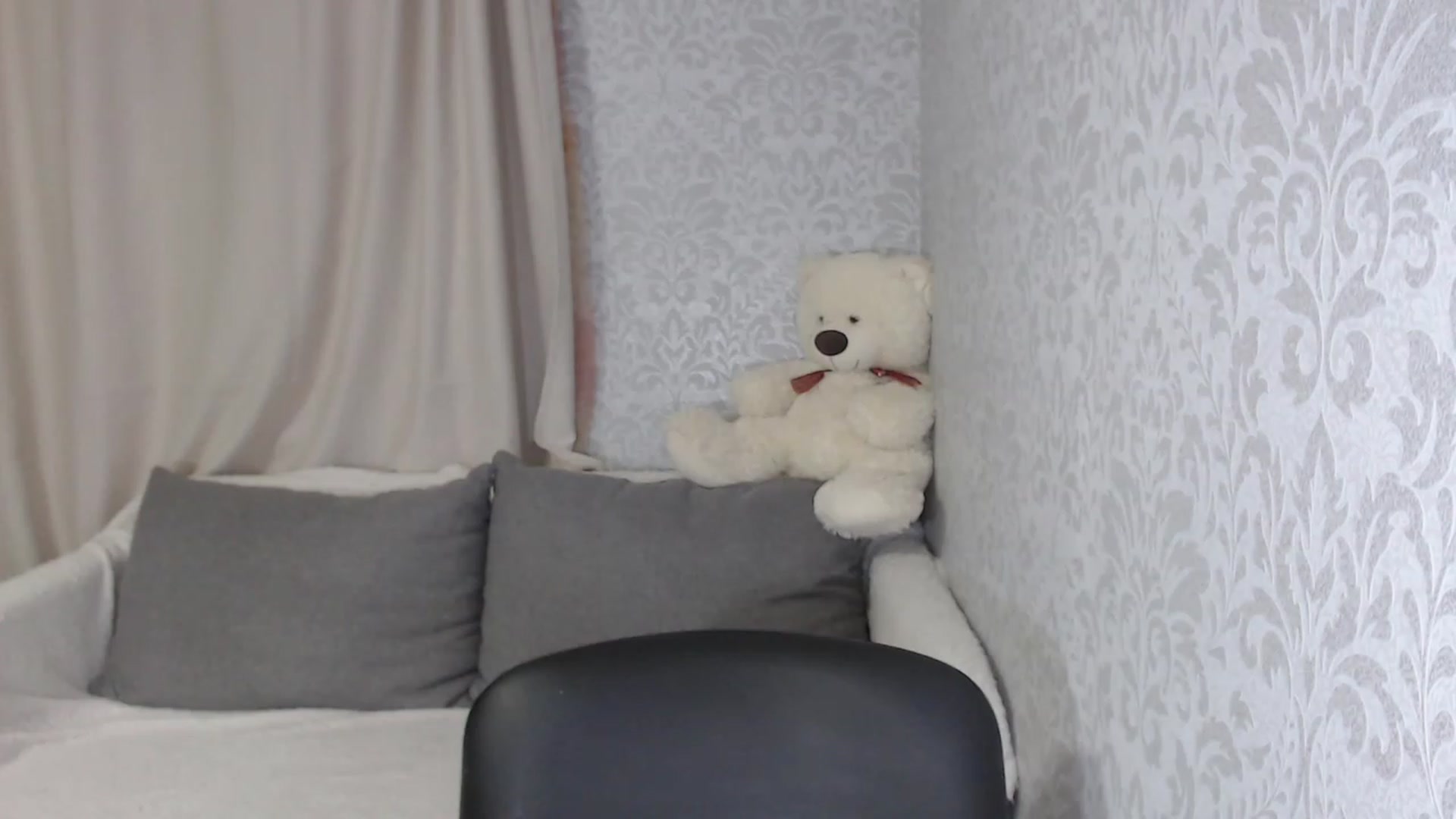 Gallery image thumbnail from RareButerfly's myfreecams stream on, 02/07/2023, 21:50 image 9 of 20
