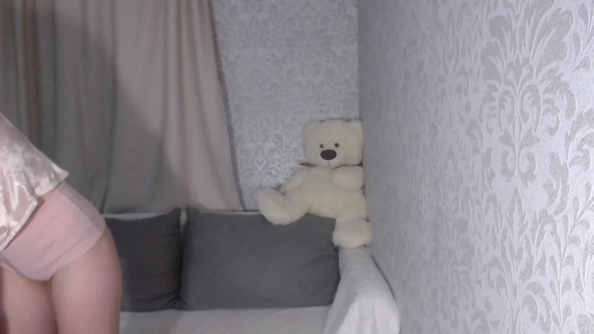 Gallery image thumbnail from RareButerfly's myfreecams stream on, 02/11/2023, 21:15 image 15 of 20