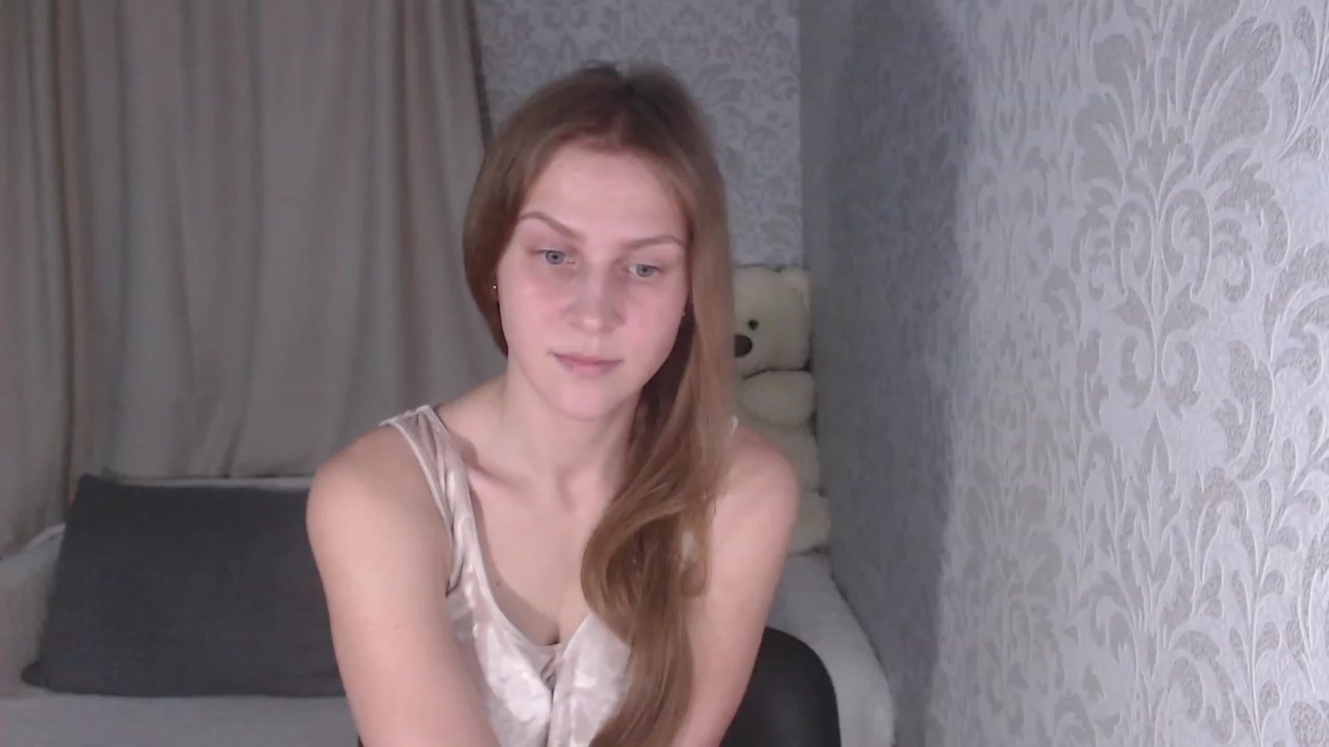 Gallery image thumbnail from RareButerfly's myfreecams stream on, 02/11/2023, 21:15 image 14 of 20