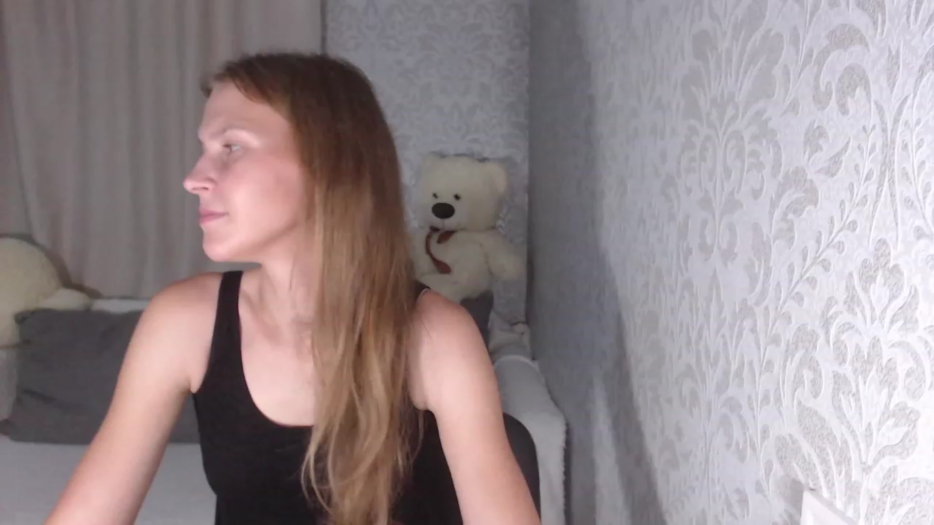 Gallery image thumbnail from RareButerfly's myfreecams stream on, 07/03/2023, 19:23 image 1 of 20