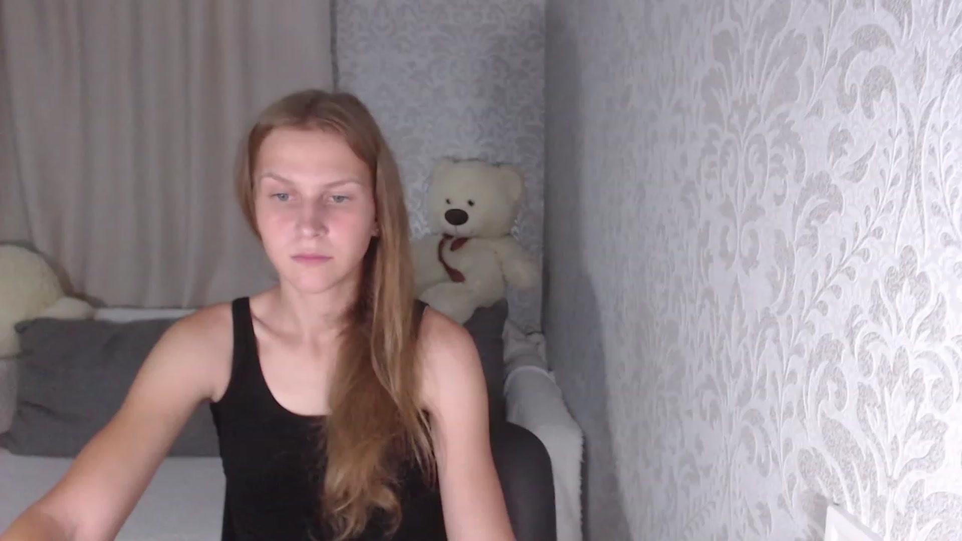 Gallery image thumbnail from RareButerfly's myfreecams stream on, 07/03/2023, 19:23 image 2 of 20
