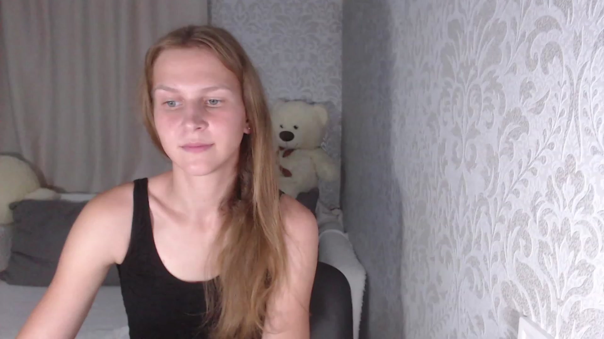 Gallery image thumbnail from RareButerfly's myfreecams stream on, 07/03/2023, 19:23 image 8 of 20