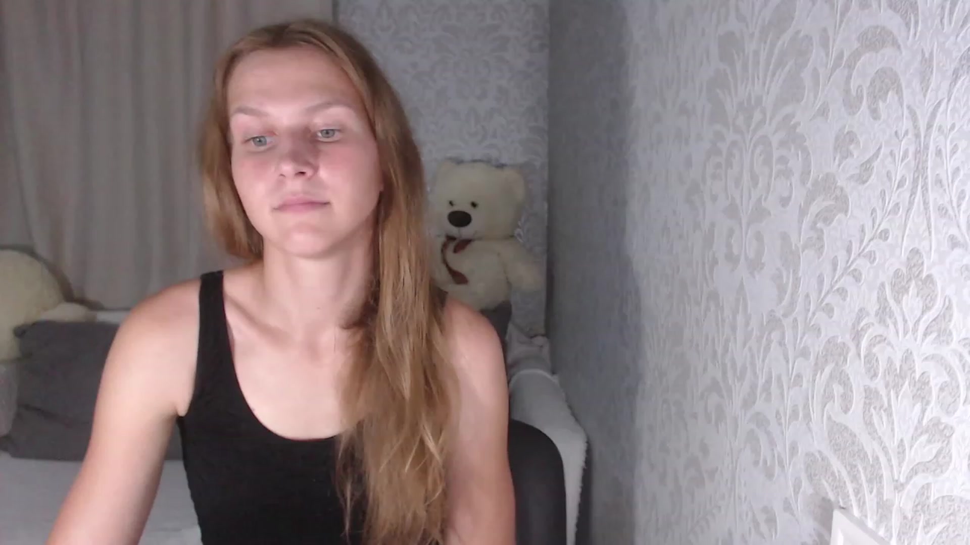 Gallery image thumbnail from RareButerfly's myfreecams stream on, 07/03/2023, 19:23 image 20 of 20