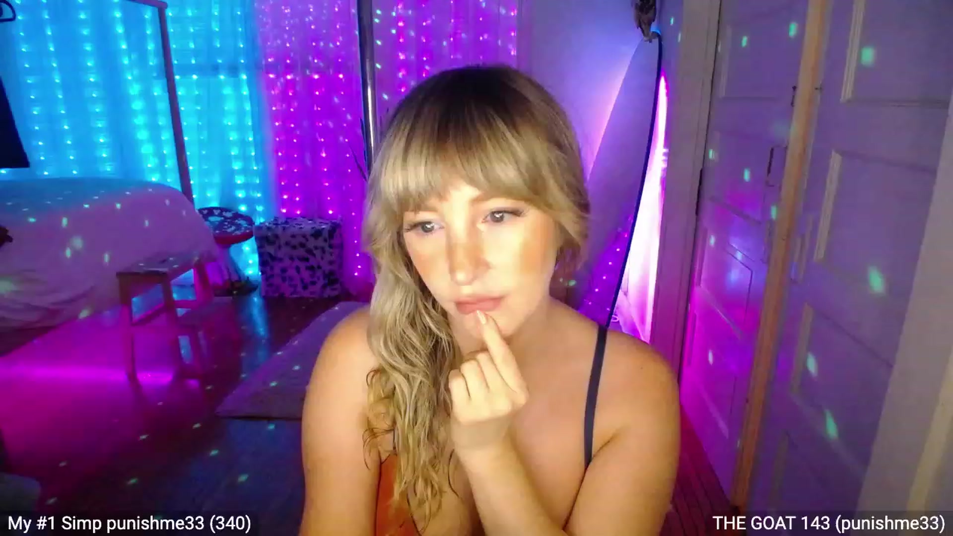 Gallery image thumbnail from RascalTV's myfreecams stream on, 12/05/2022, 07:25 image 17 of 20
