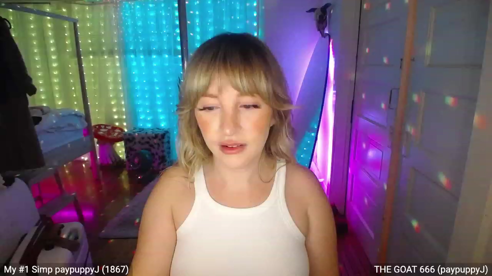 Gallery image thumbnail from RascalTV's myfreecams stream on, 12/30/2022, 08:36 image 3 of 20