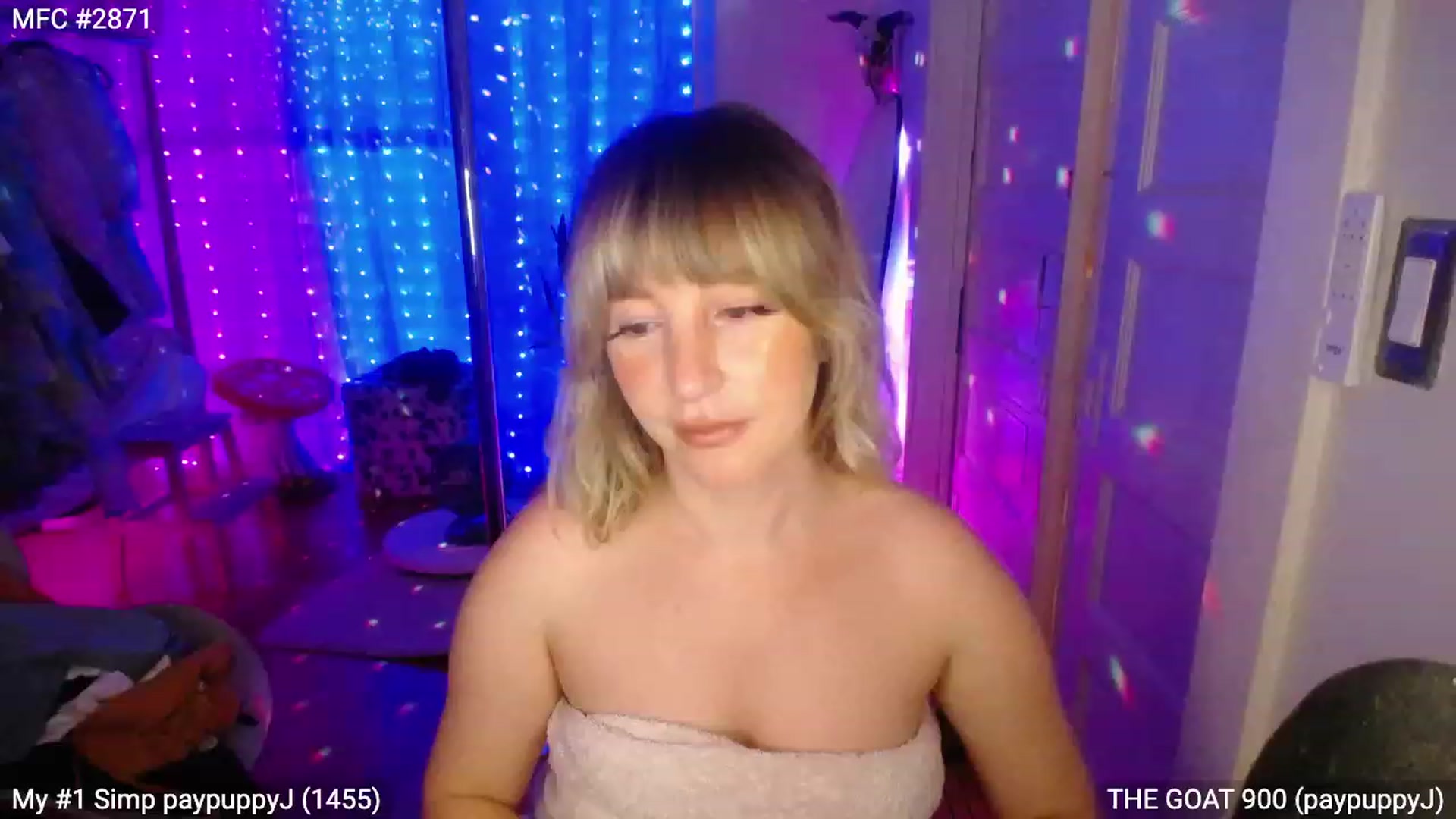 Gallery image thumbnail from RascalTV's myfreecams stream on, 03/10/2023, 08:18 image 16 of 20