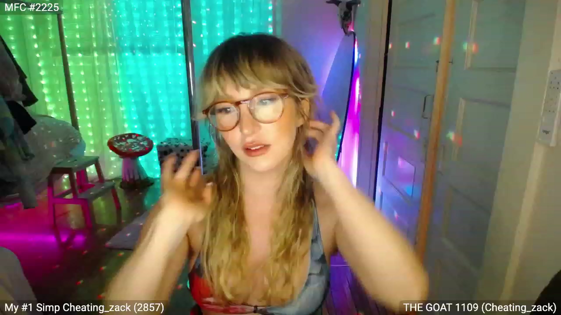 Gallery image thumbnail from RascalTV's myfreecams stream on, 03/19/2023, 06:25 image 19 of 20