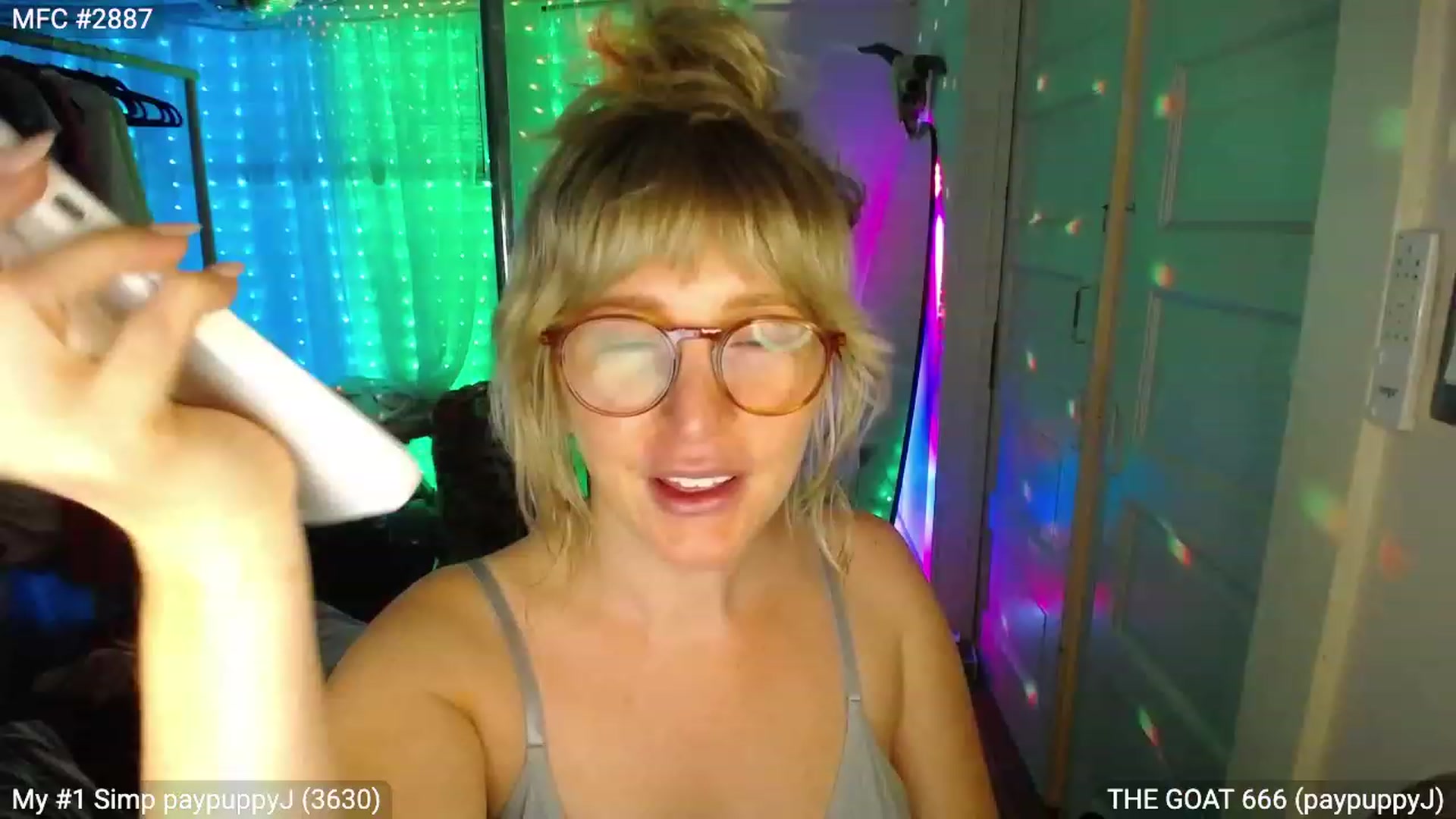 Gallery image thumbnail from RascalTV's myfreecams stream on, 05/09/2023, 09:00 image 9 of 20
