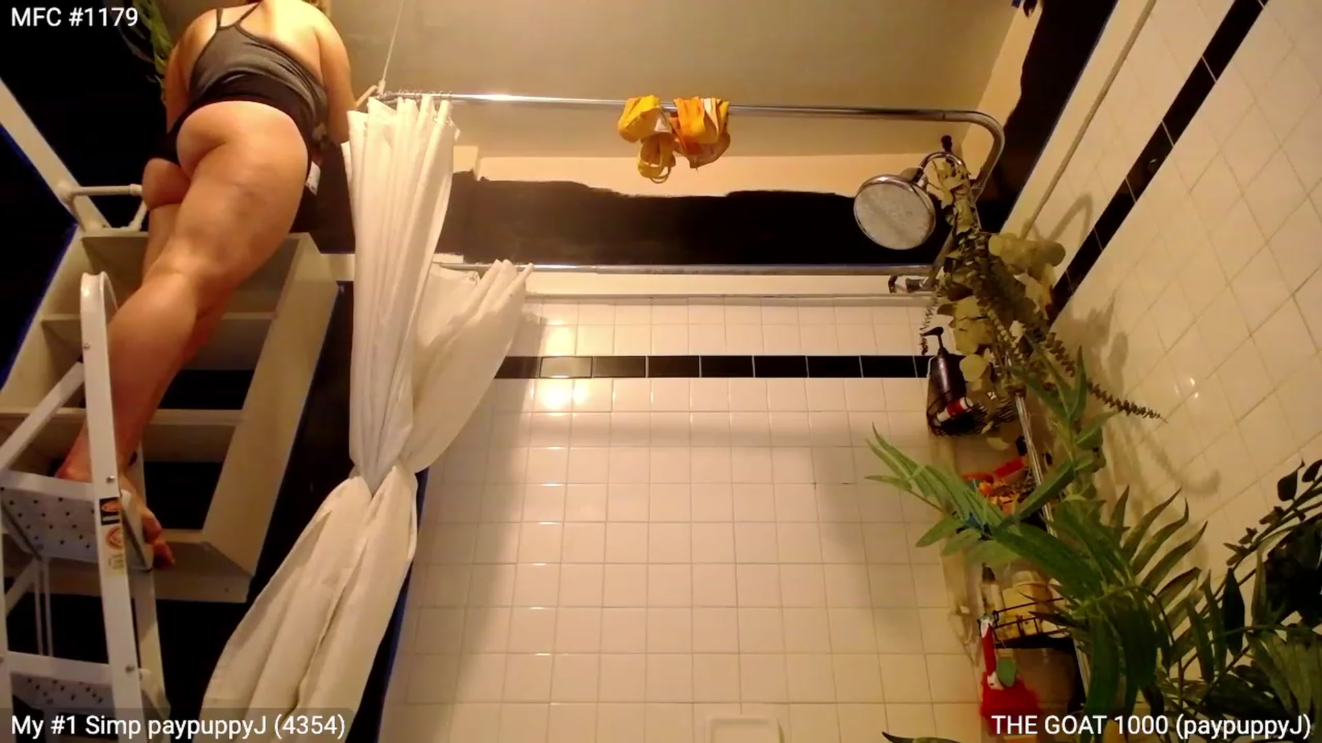 Gallery image thumbnail from RascalTV's myfreecams stream on, 06/25/2023, 03:01 image 10 of 20