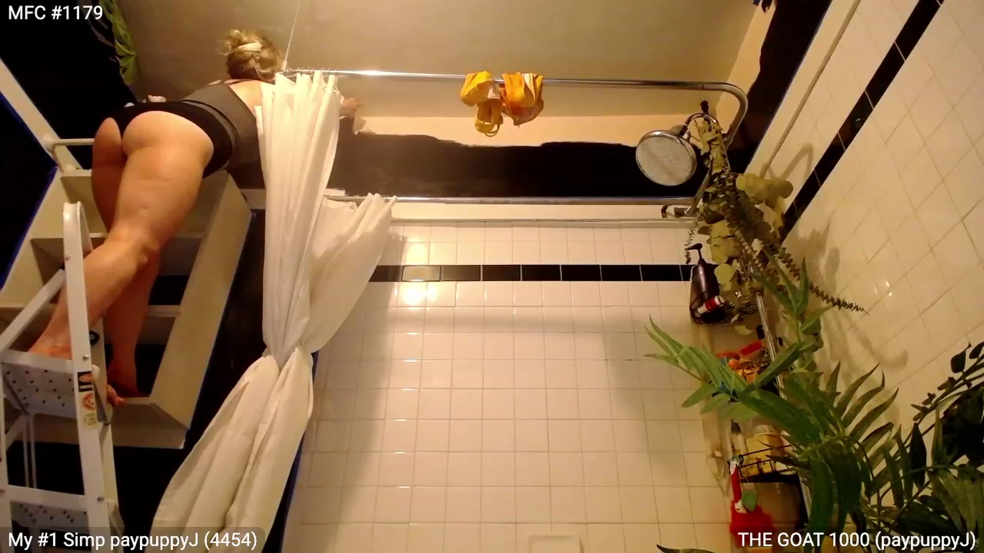 Gallery image thumbnail from RascalTV's myfreecams stream on, 06/25/2023, 03:01 image 11 of 20