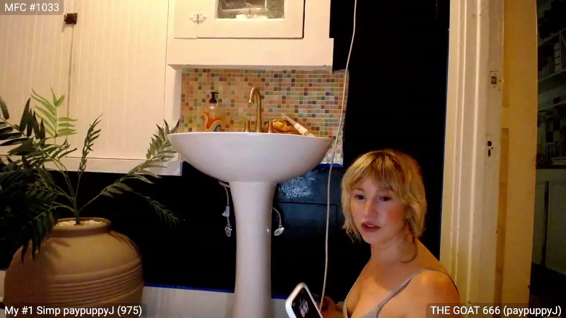 Gallery image thumbnail from RascalTV's myfreecams stream on, 06/26/2023, 04:24 image 17 of 20