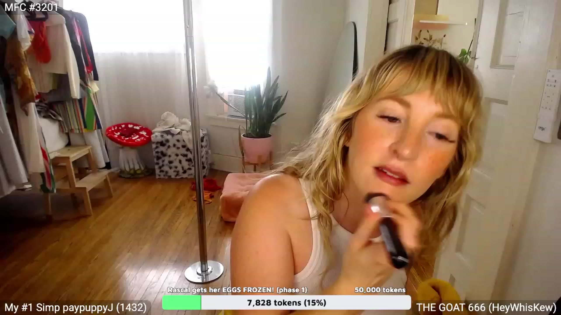 Gallery image thumbnail from RascalTV's myfreecams stream on, 08/05/2023, 23:09 image 4 of 20
