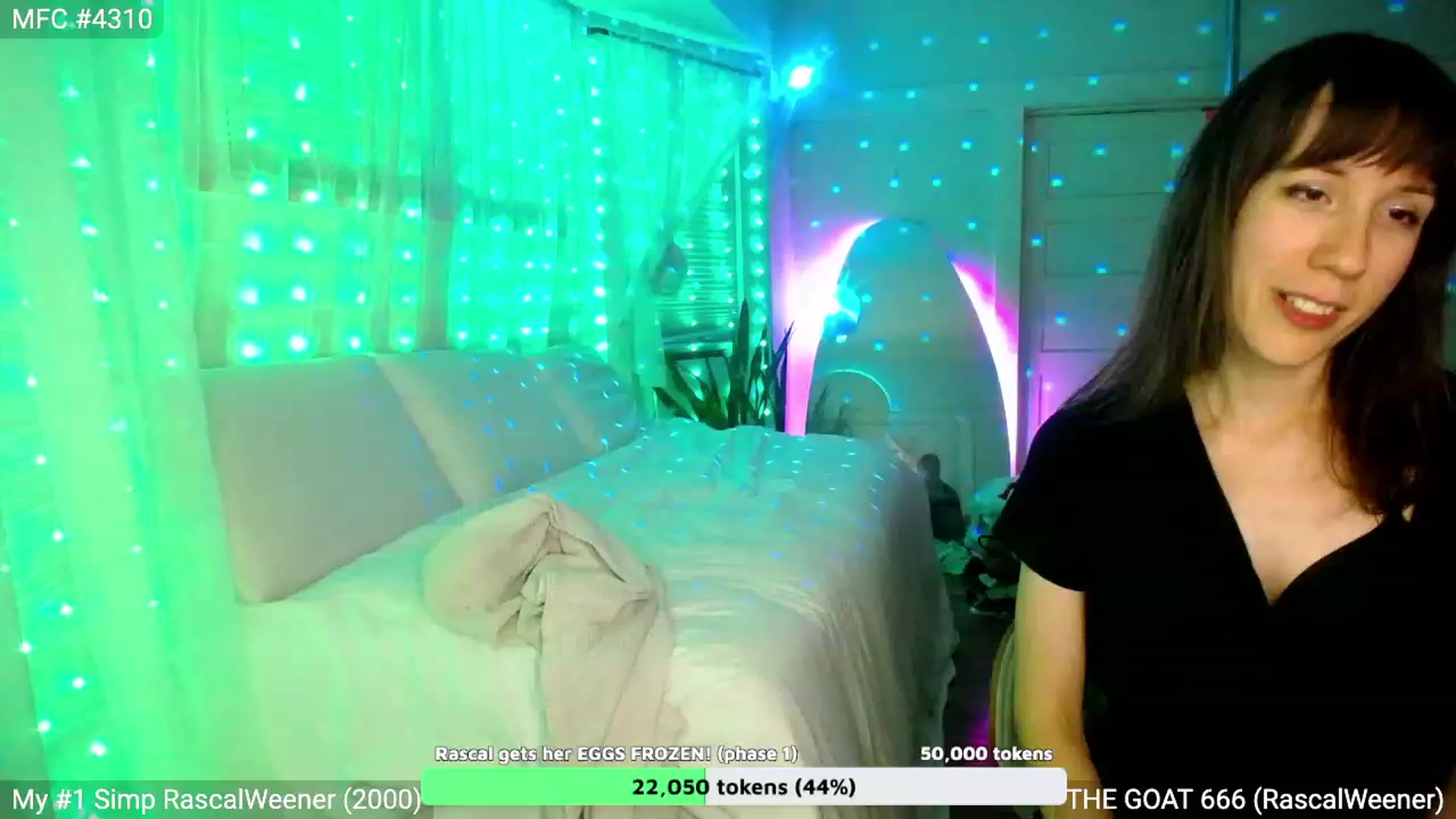 Gallery image thumbnail from RascalTV's myfreecams stream on, 10/08/2023, 06:50 image 19 of 20