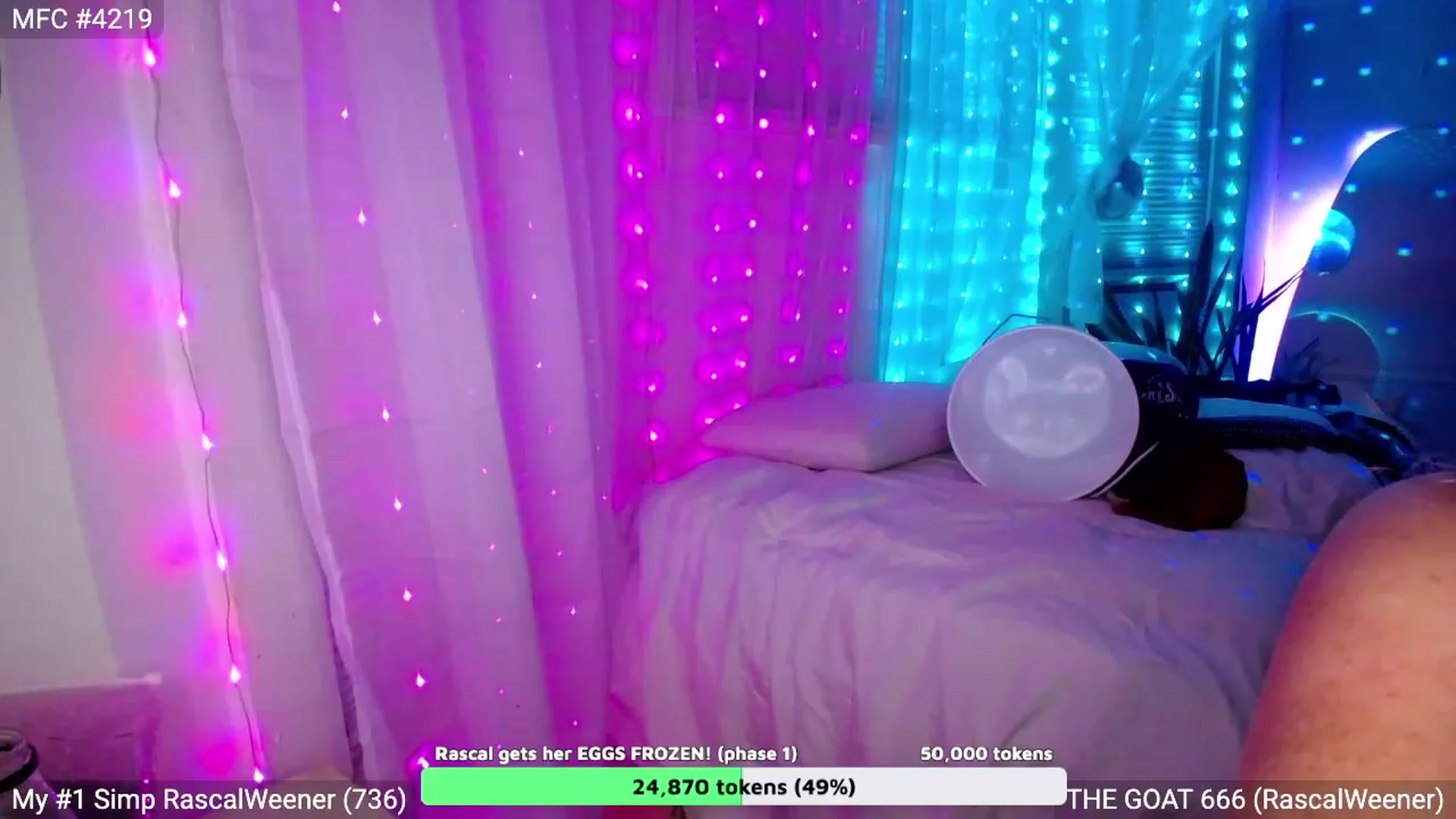 Gallery image thumbnail from RascalTV's myfreecams stream on, 10/14/2023, 08:07 image 12 of 20