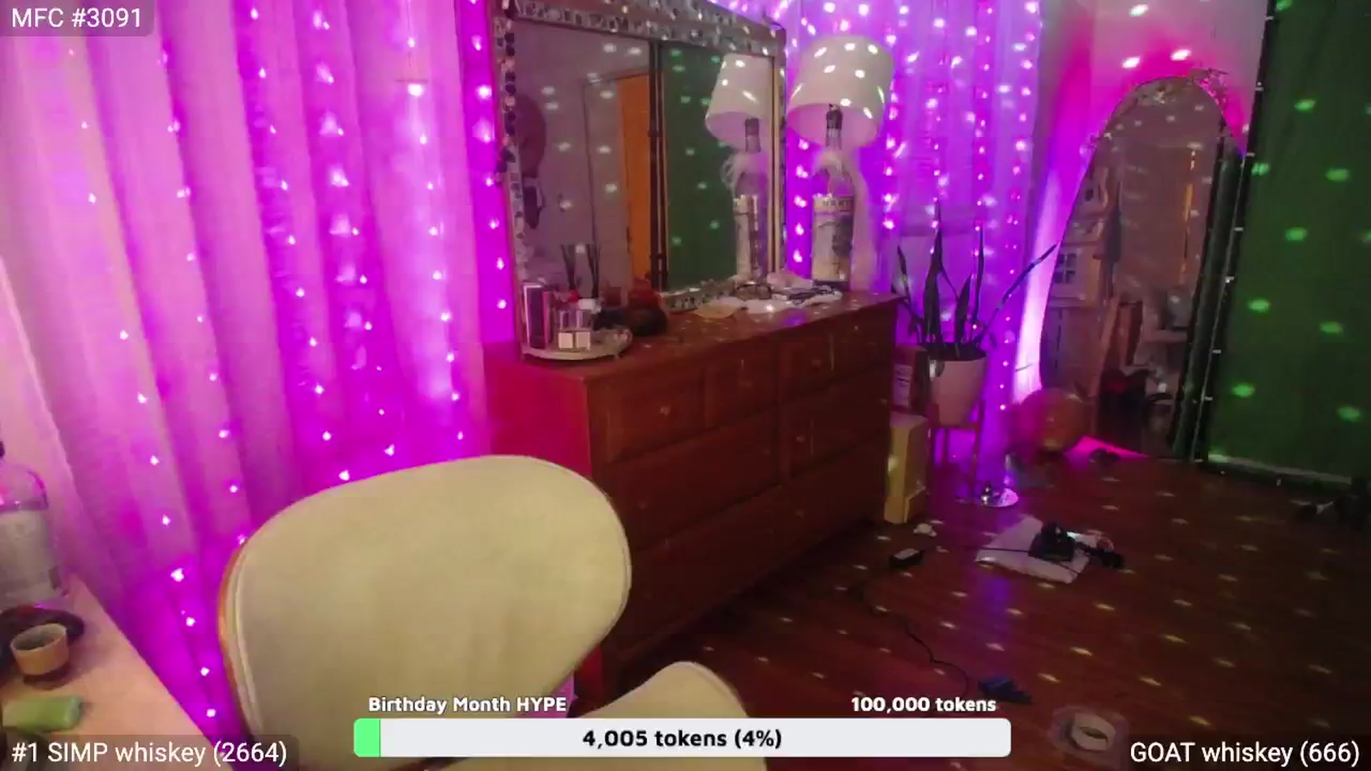 Gallery image thumbnail from RascalTV's myfreecams stream on, 04/20/2024, 09:47 image 15 of 20